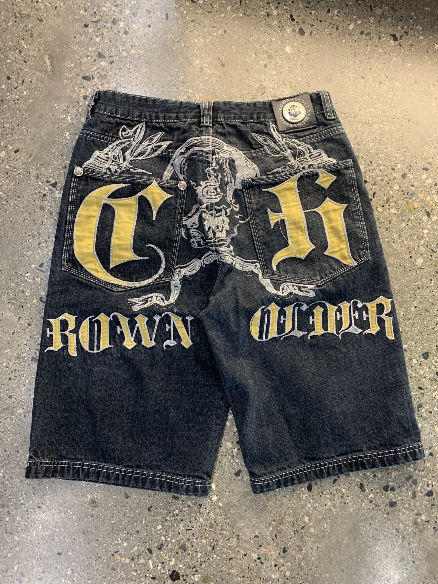 s47 - 34w CrownHolderCrazy Y2K Jort