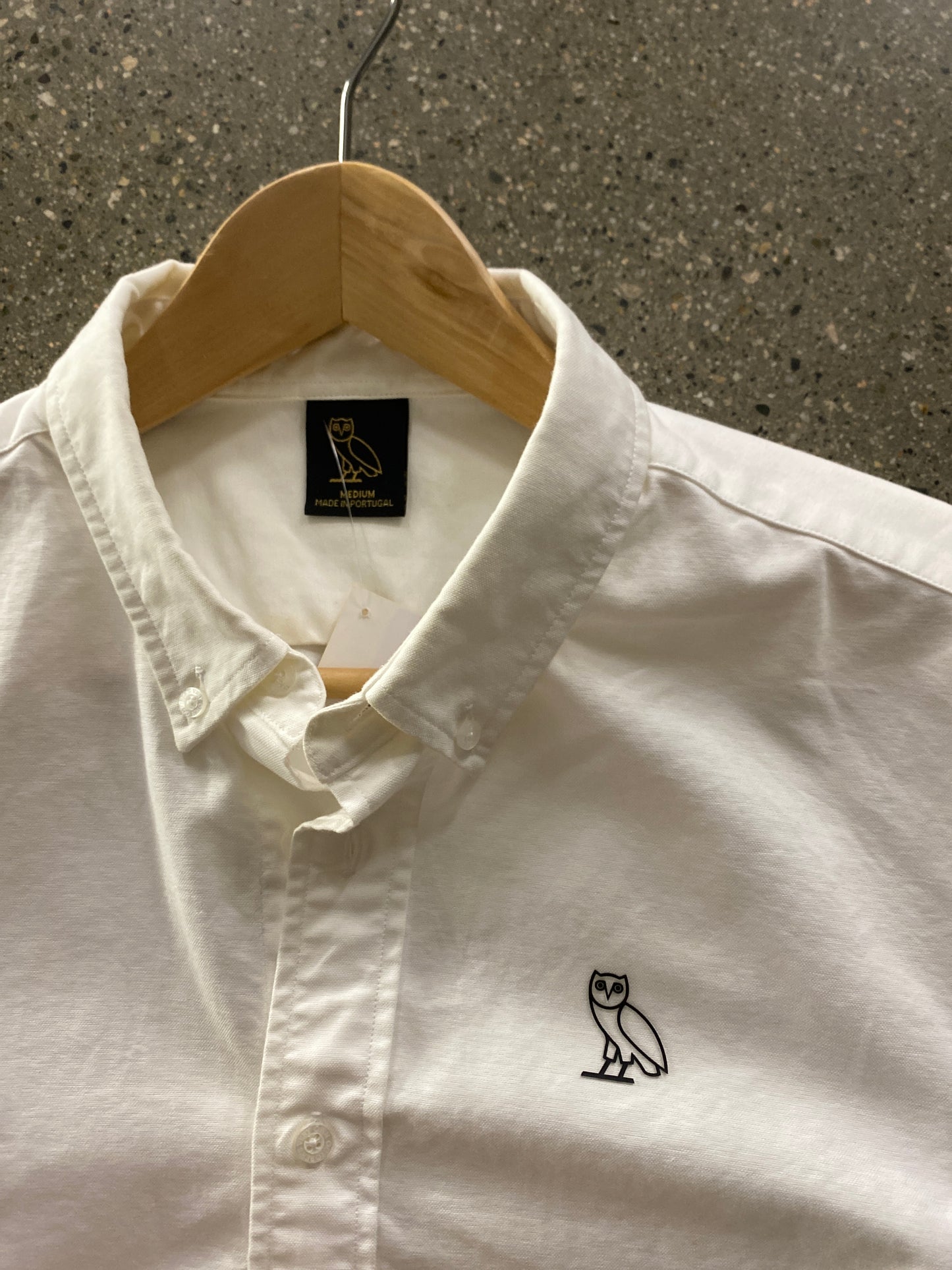 (M) White OVO Button Up Thick Shirt
