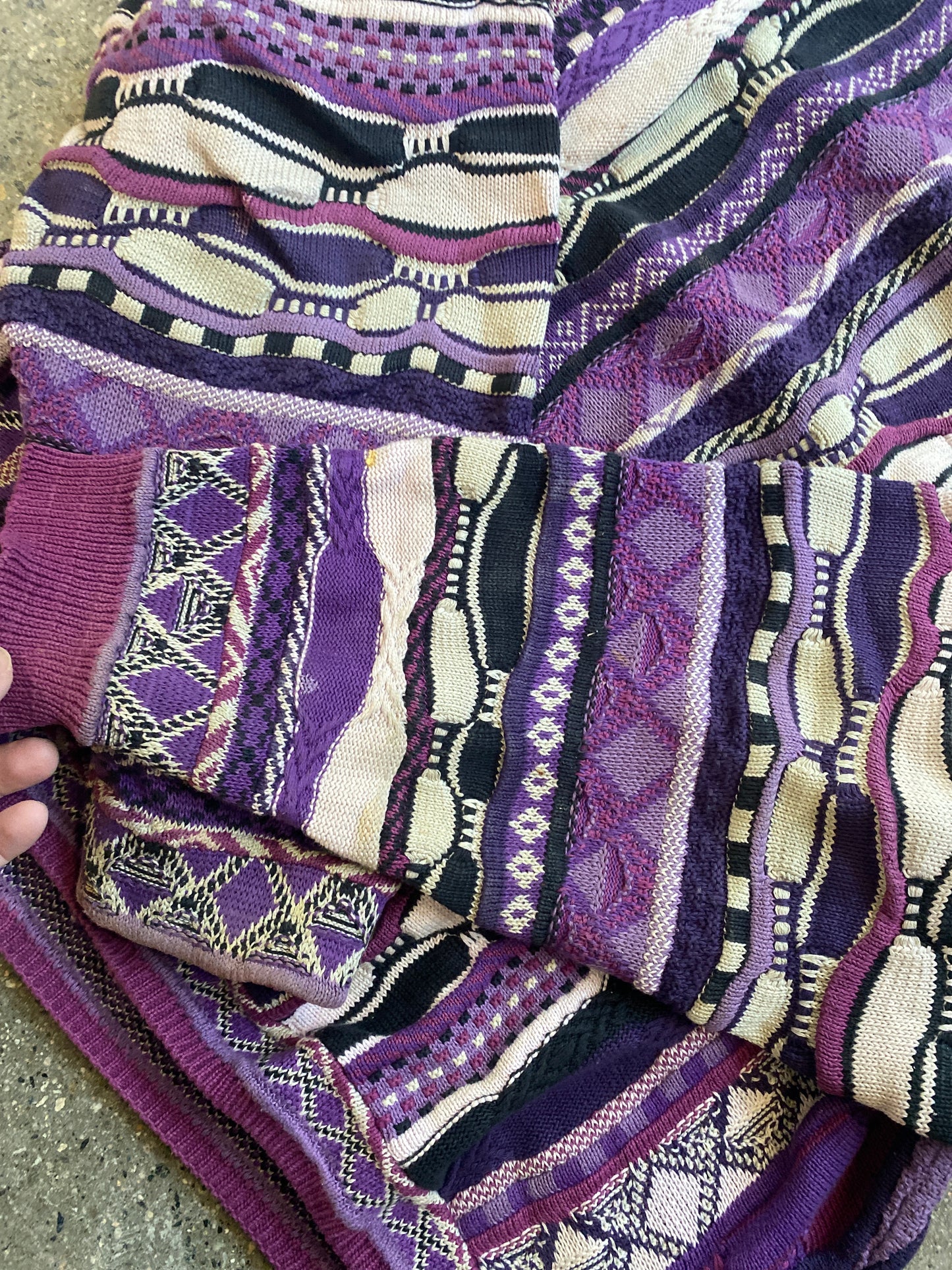 (M/L) Saxony 3D Coogi Style Knit Pink/Purple