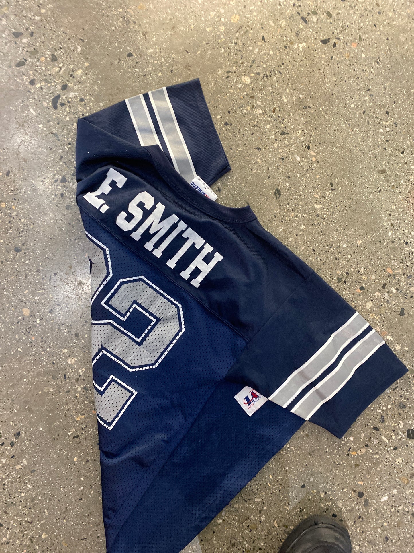 (XS/XXS) 90s Logo Athletic cowboys jersey