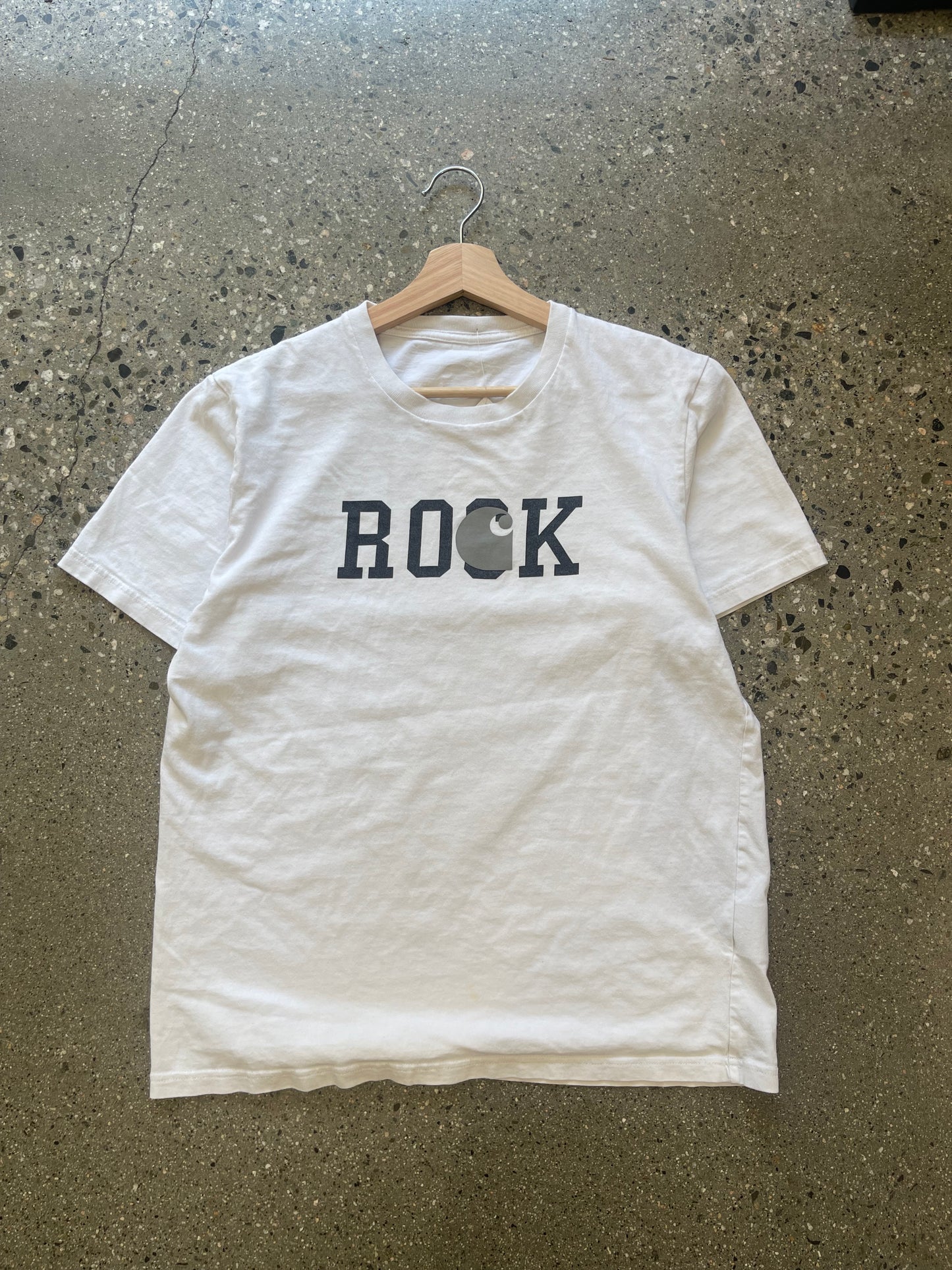 (S) Carhartt Wip “rock” tee