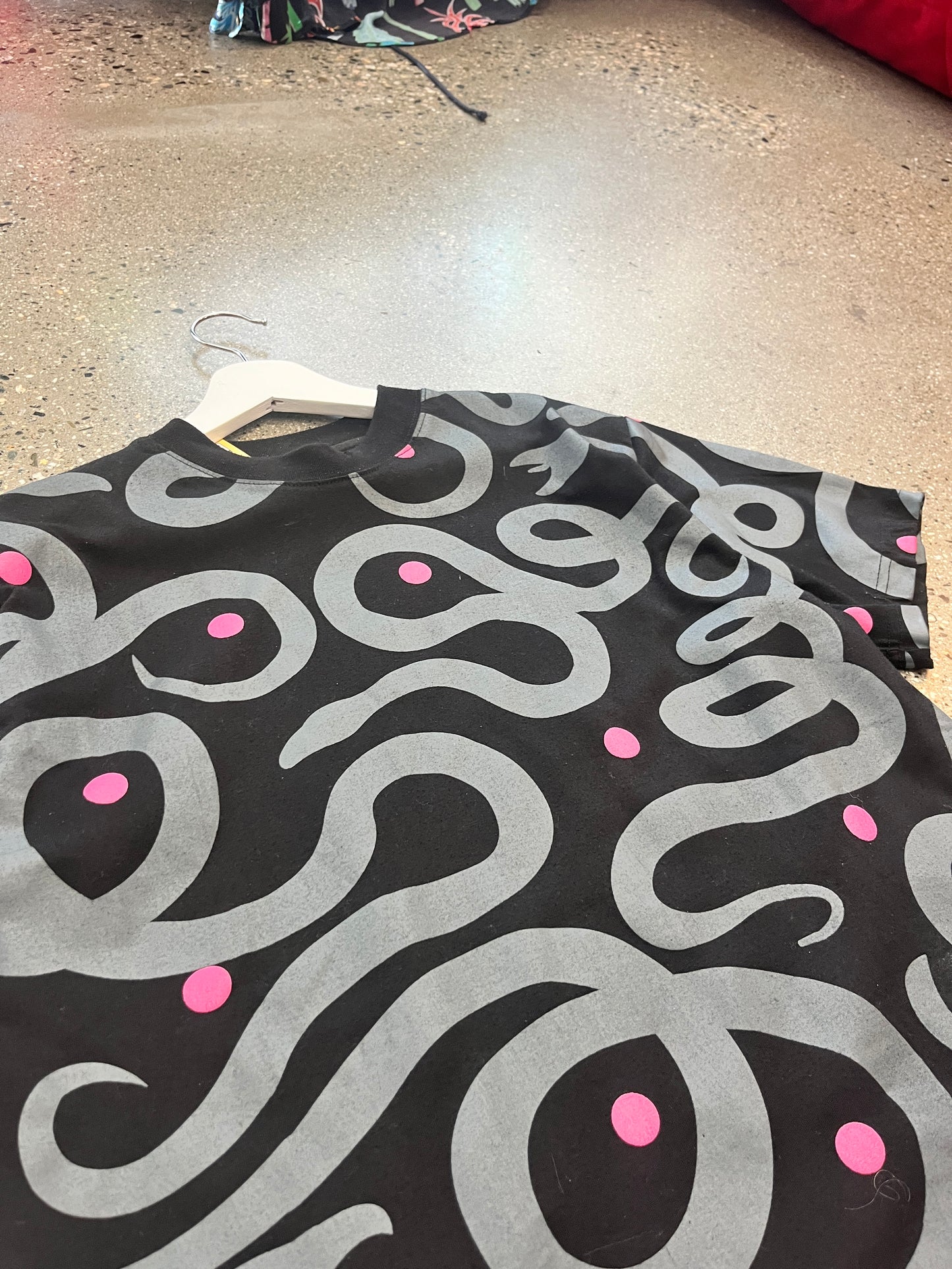 (S/M) Number Nine Tee AOP