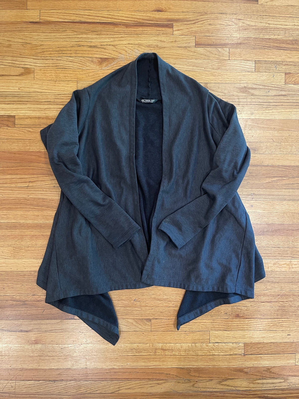 (Women’s M) Arc’teryx Nyara Wrap