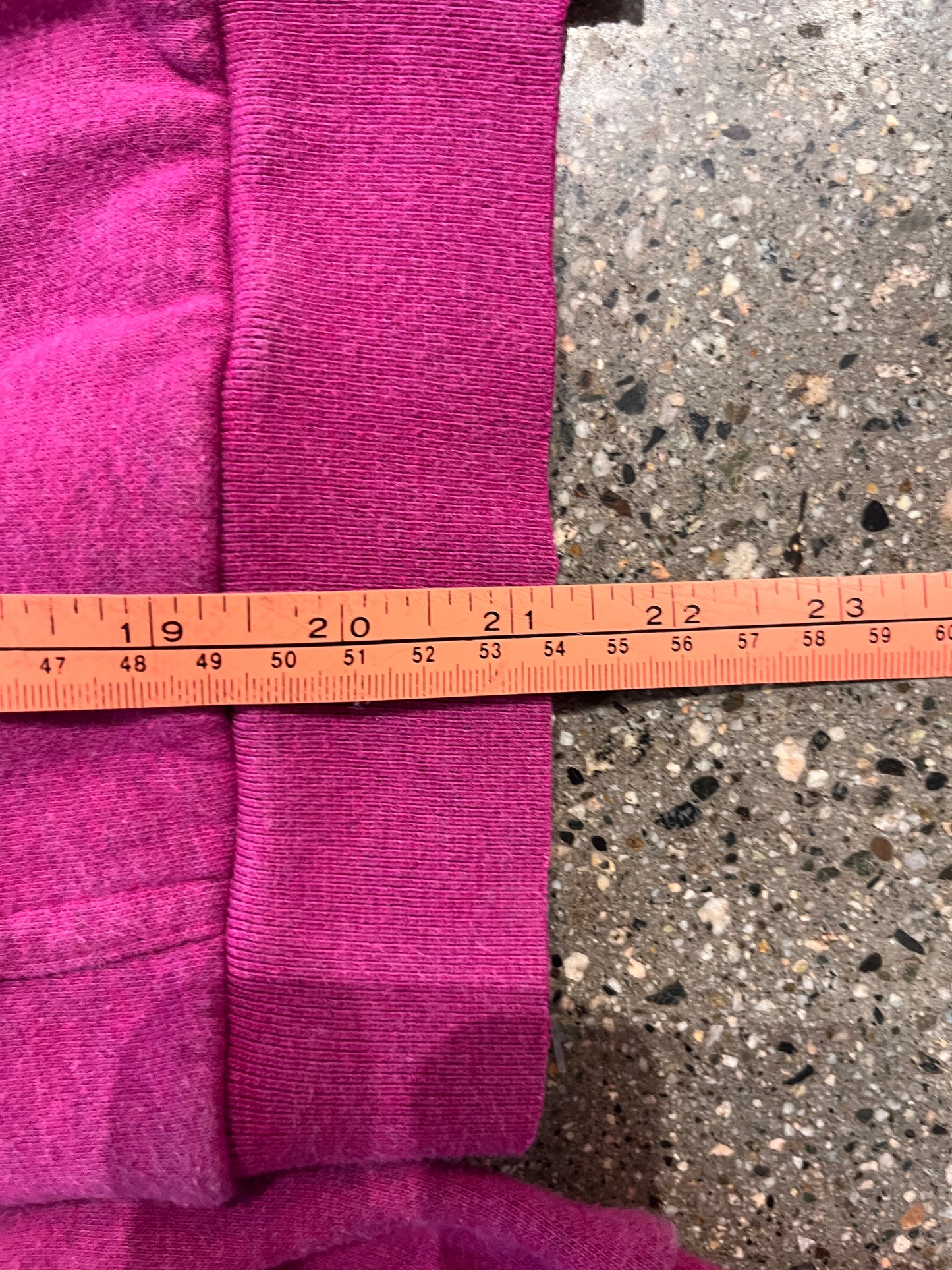 (womens M) Nike Magenta Zip