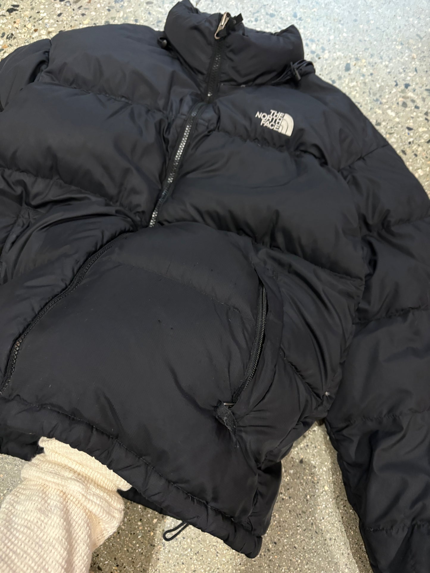 TNF 700 Puffer ( as is )
