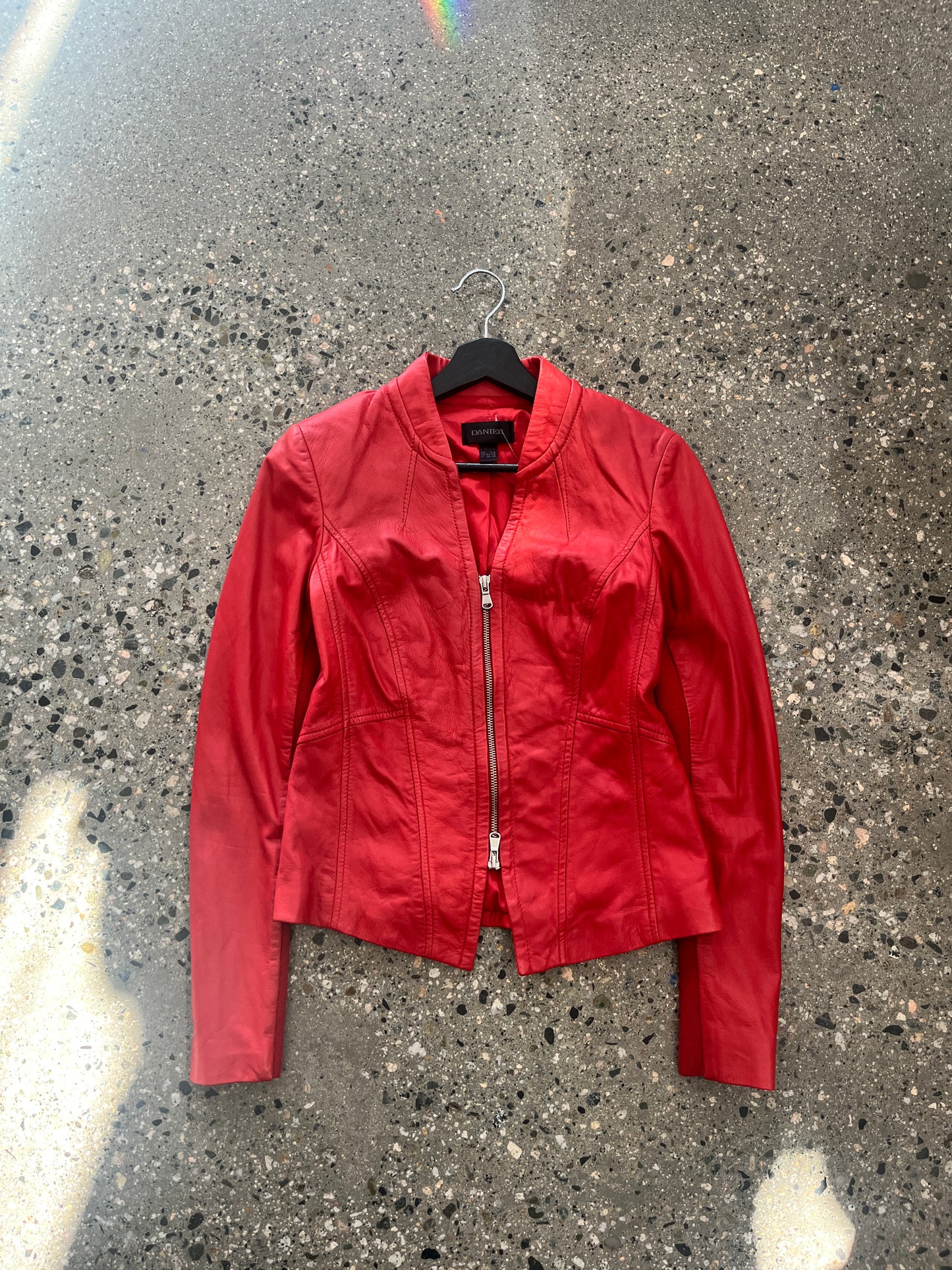 (2XS) Womens Red Leather Cropped