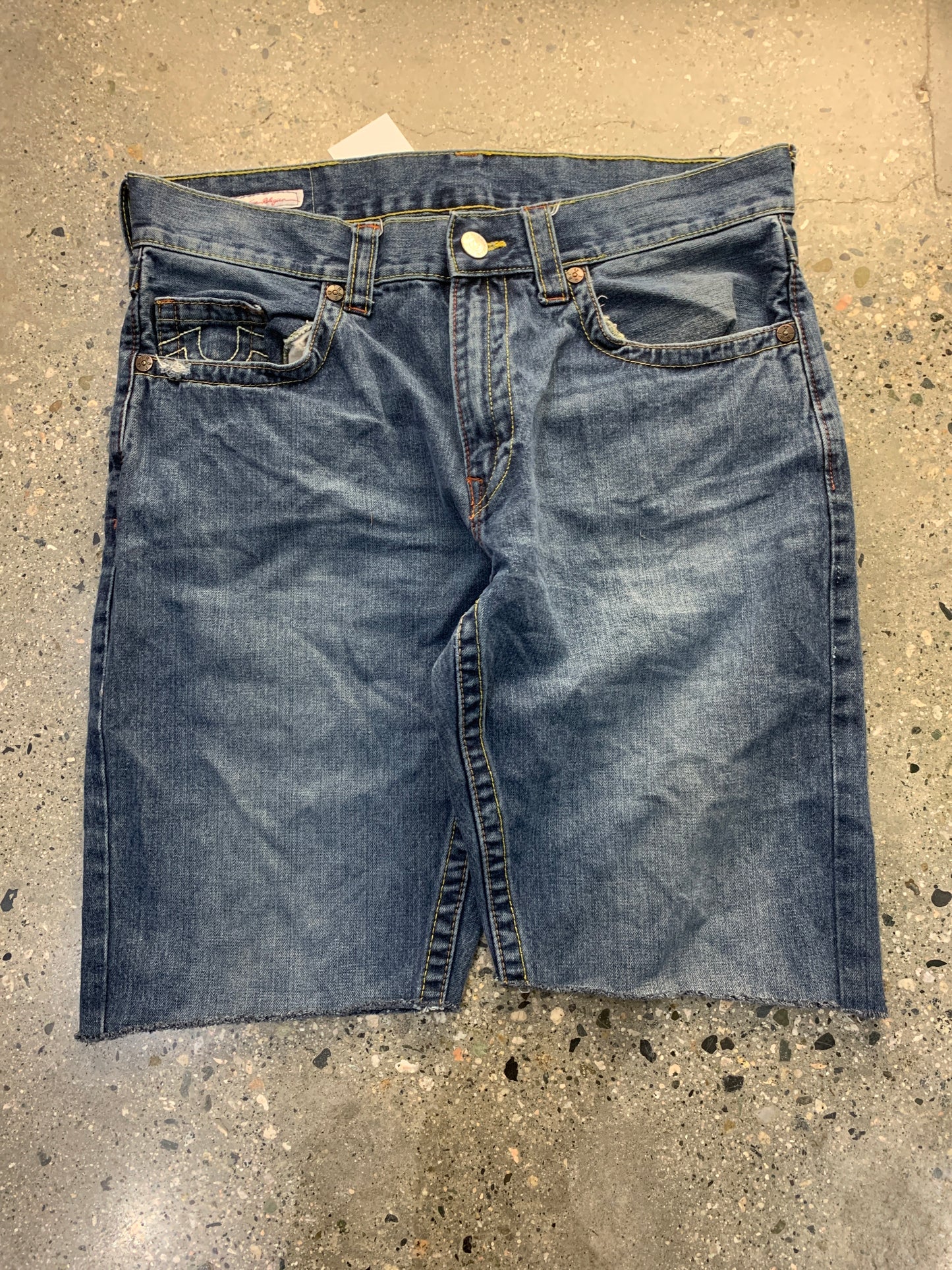 S102 - 36W True Religion Cutoff