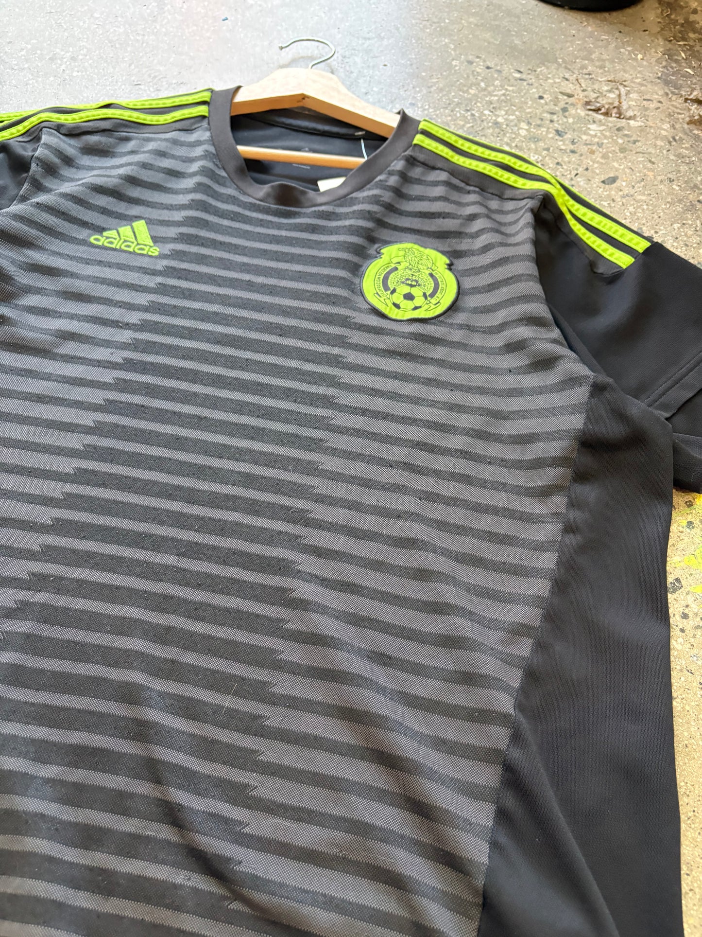 (XL) 15-16 Mexico Kit