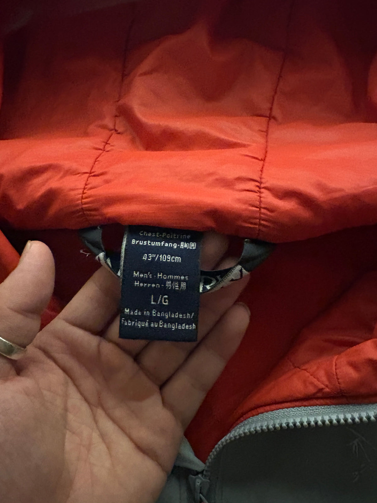 (L) Vintage 2000s Arc’teryx Atom LT Puffer