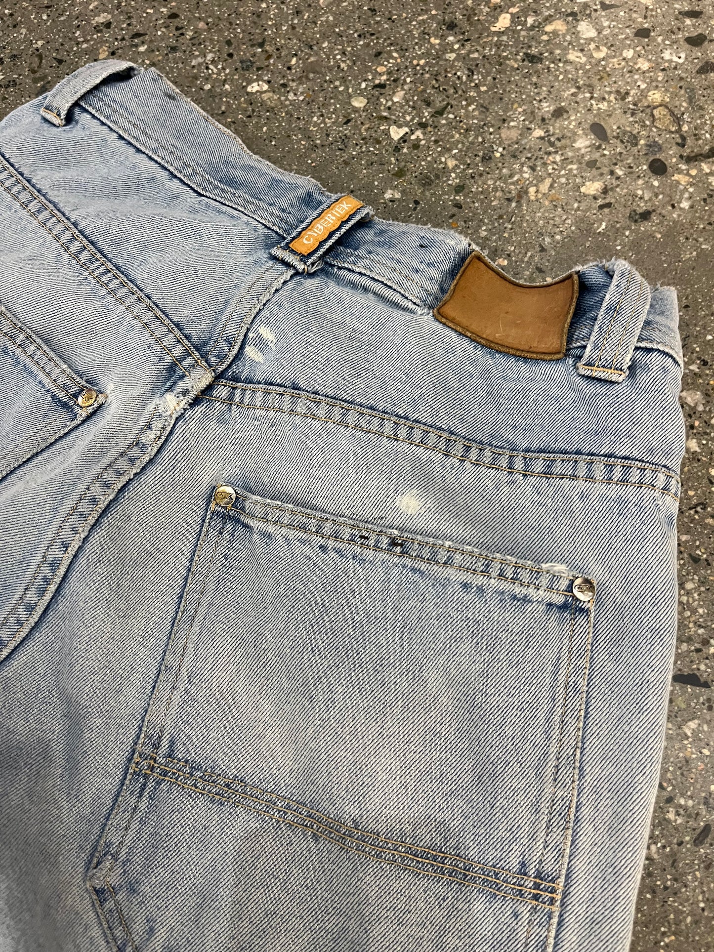 90s Cybertek Distressed Light Wash DENIM