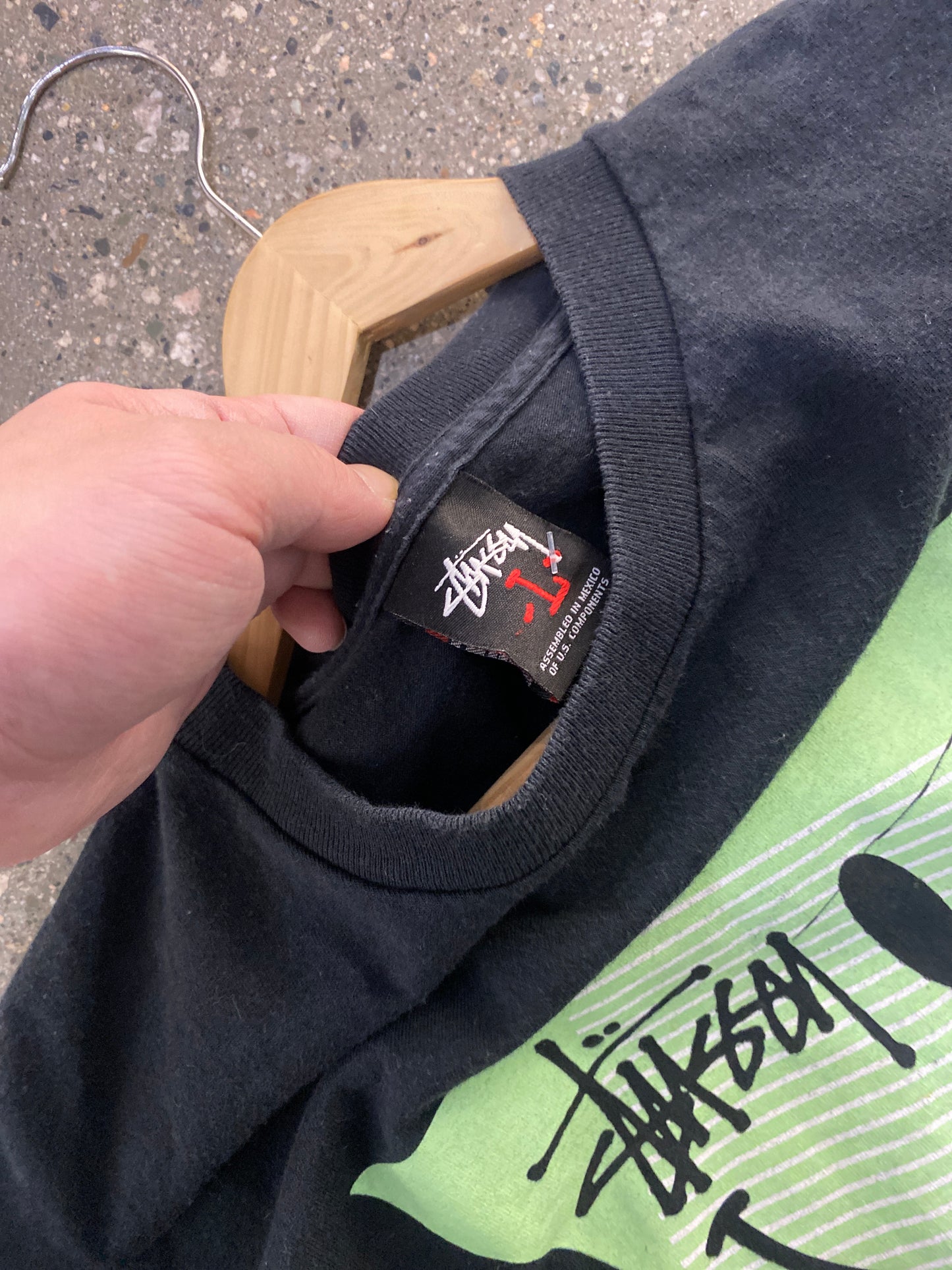 (L) Late 2000s Stussy Tee