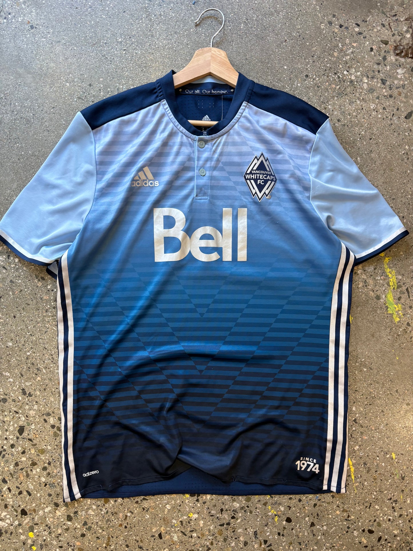 (XL) Vancouver White caps adidas kit