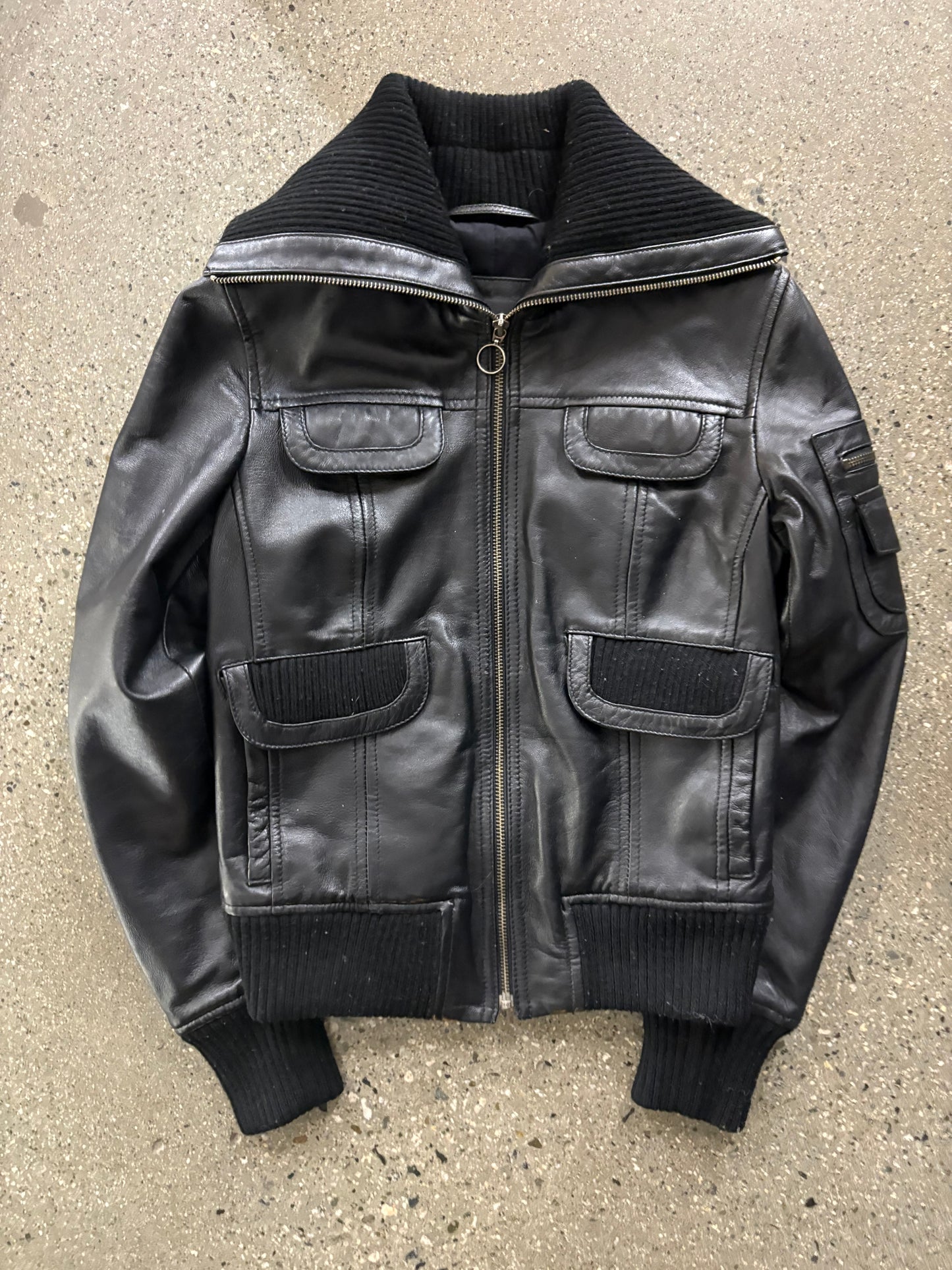 (XS) Multipocket Genuine Leather
