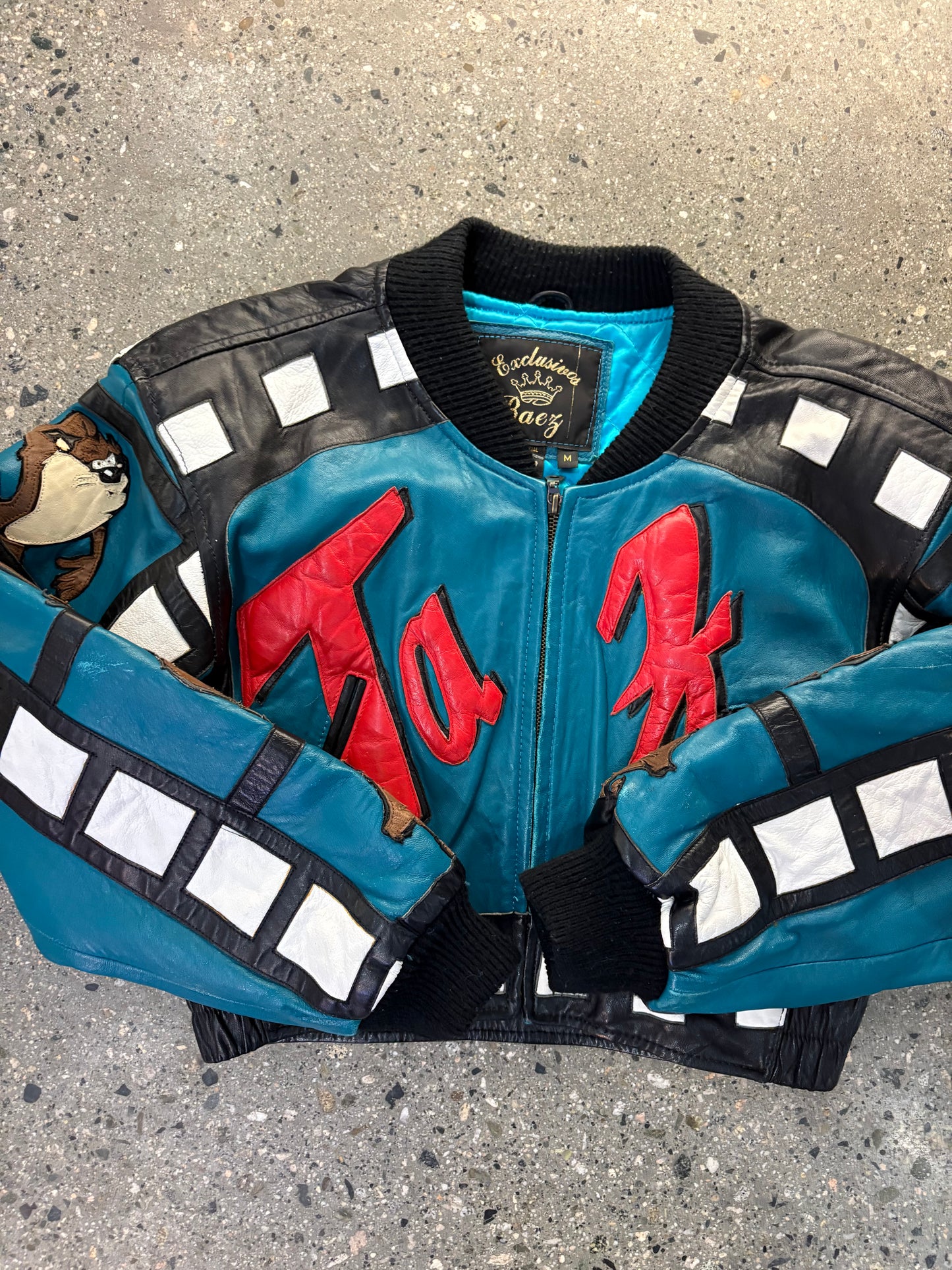 (XS) Vintage Rare Taz Leather Jacket Cropped
