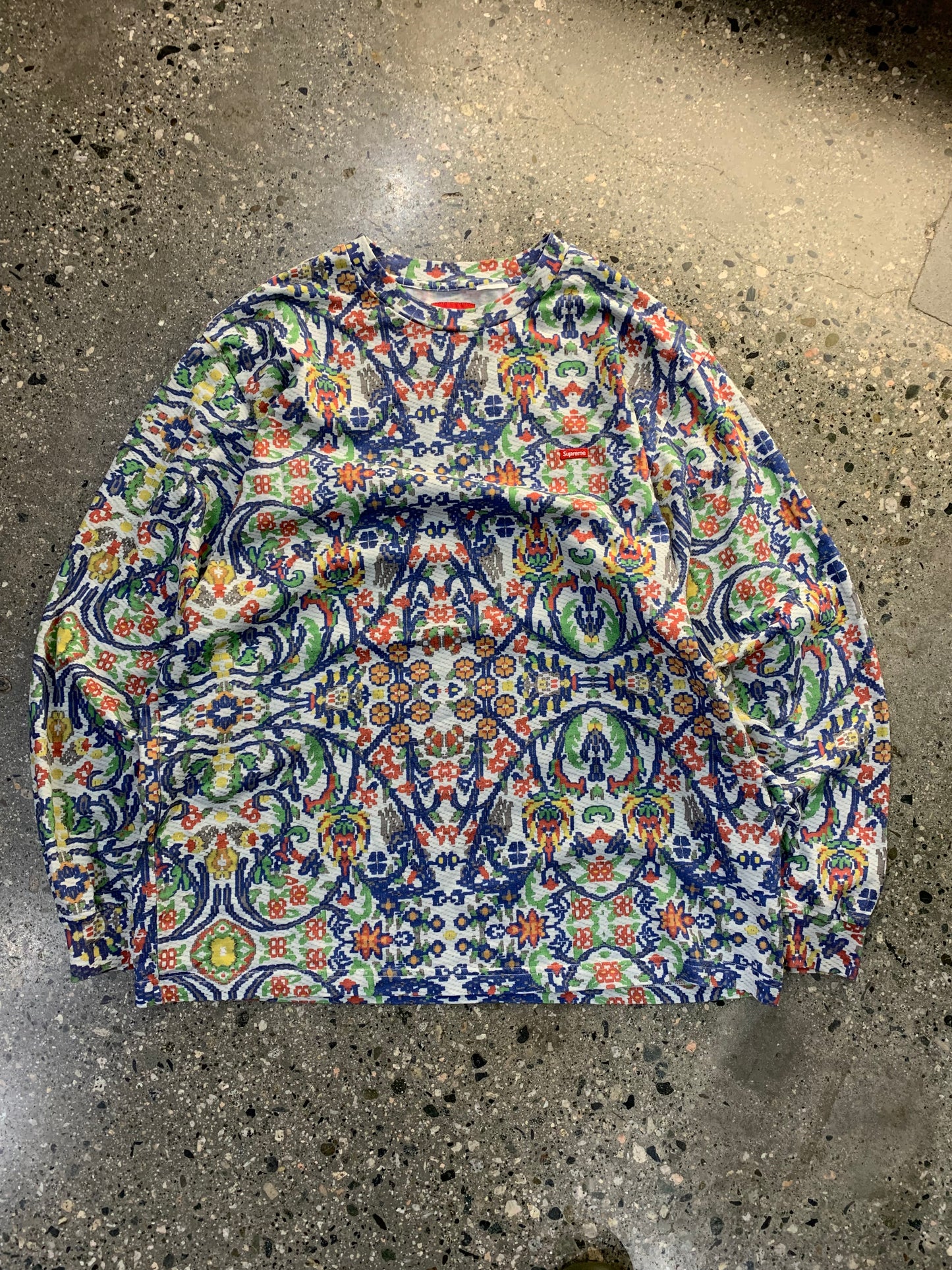 (L/XL) Supreme Tapestry Logo LS