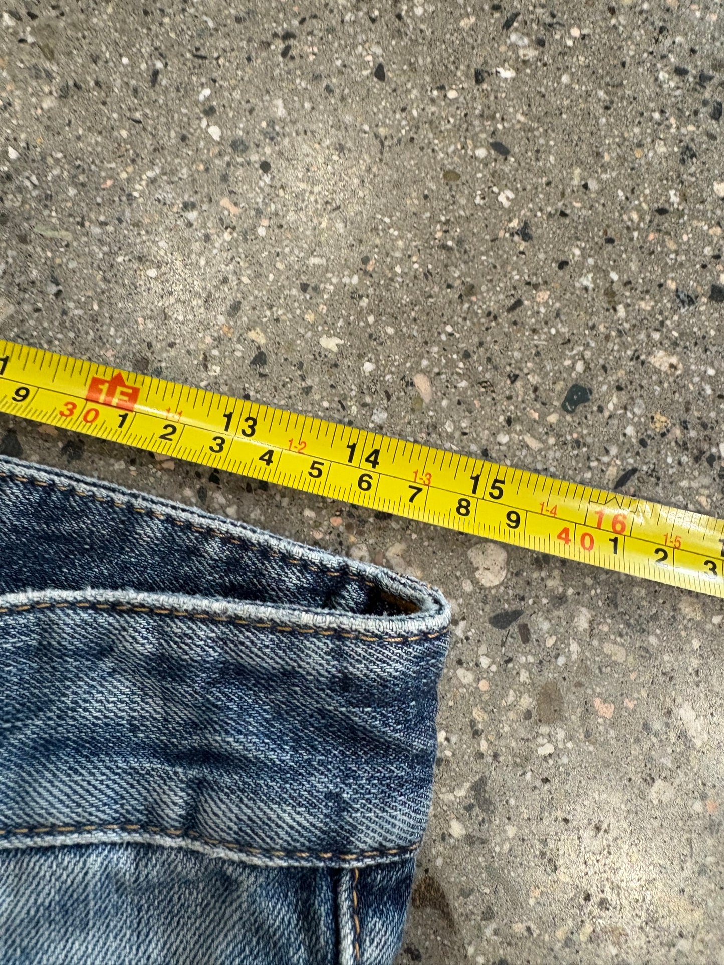 30” dsquared jeans