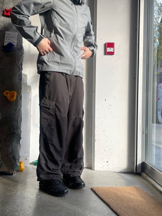 (32”) FW26 - Mountain Hardwear Fleece lined Nylons