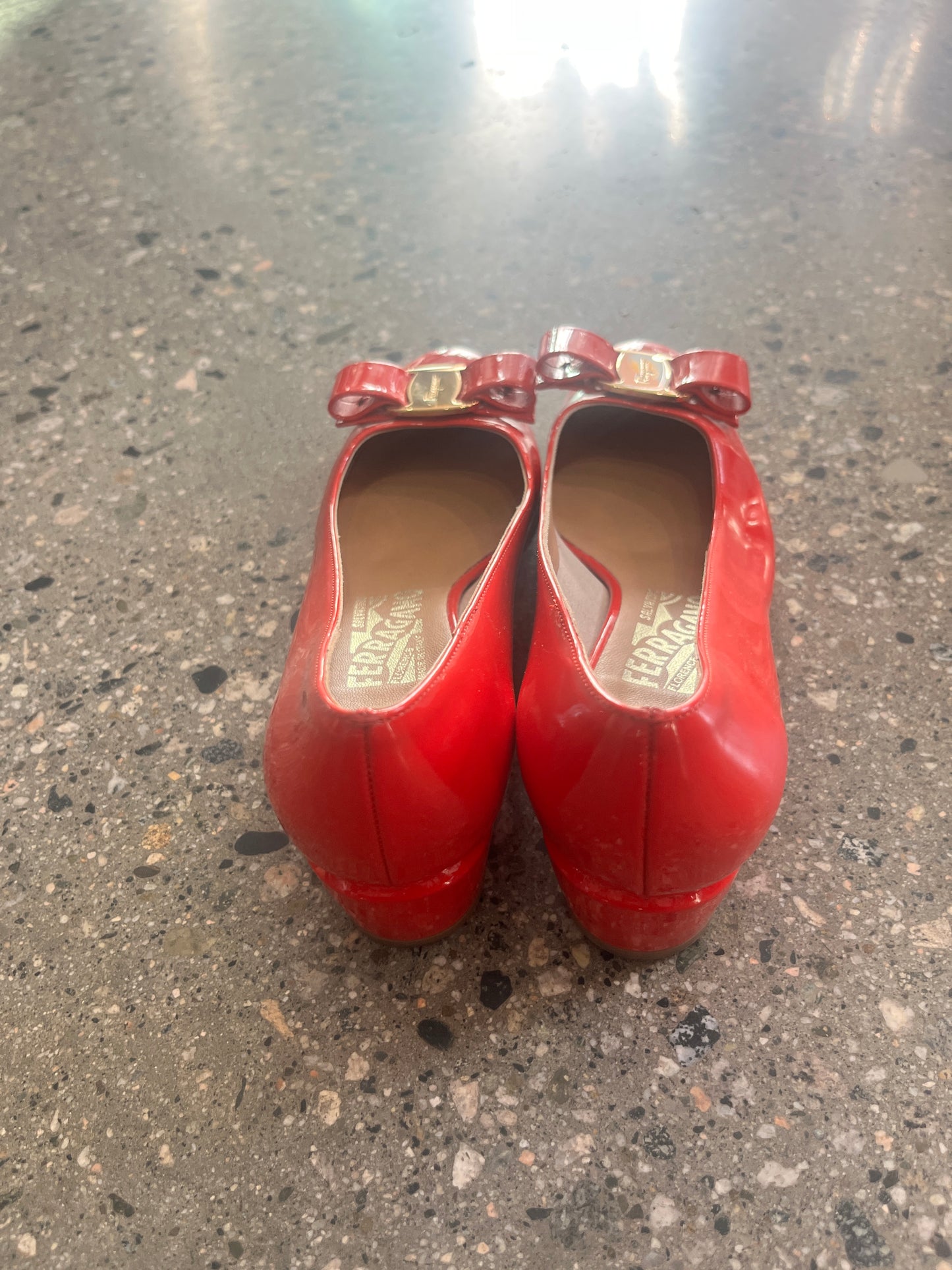 (5 US) Salvatore Ferragamo Bowtie Pumps with Dust Bag