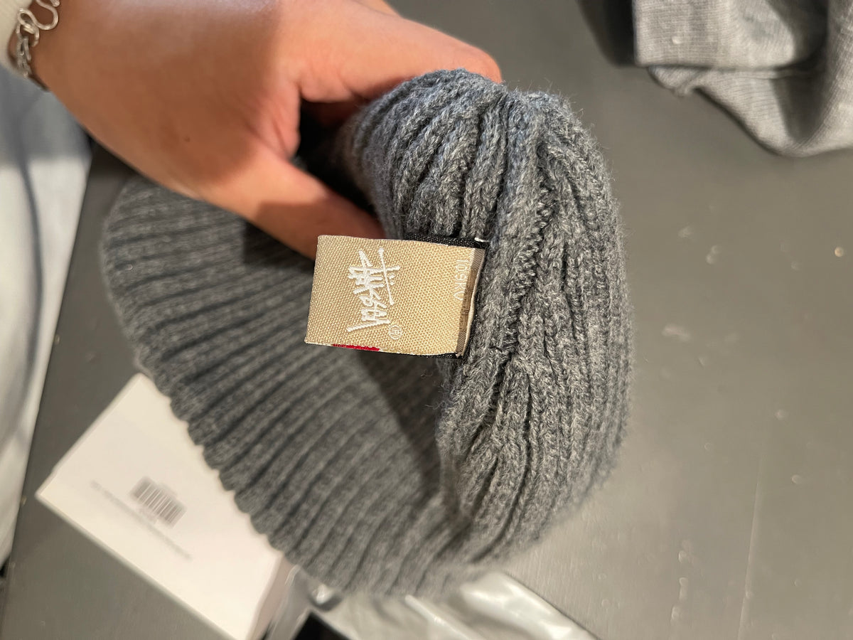 (OS) 2008 Stussy Vancouver Opening Exclusive Skully - Grey