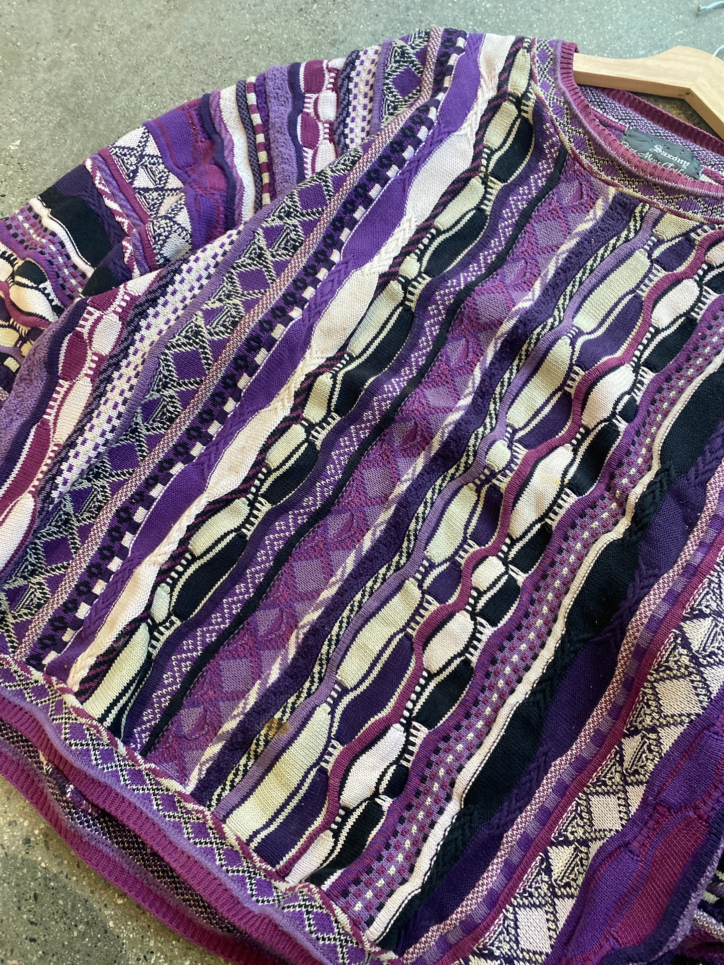 (M/L) Saxony 3D Coogi Style Knit Pink/Purple