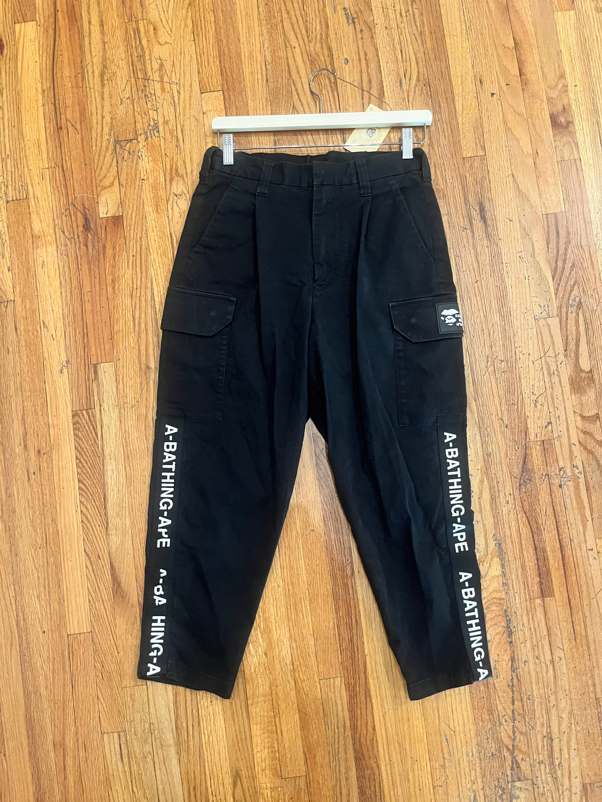 (S) “28” Bape Cargo