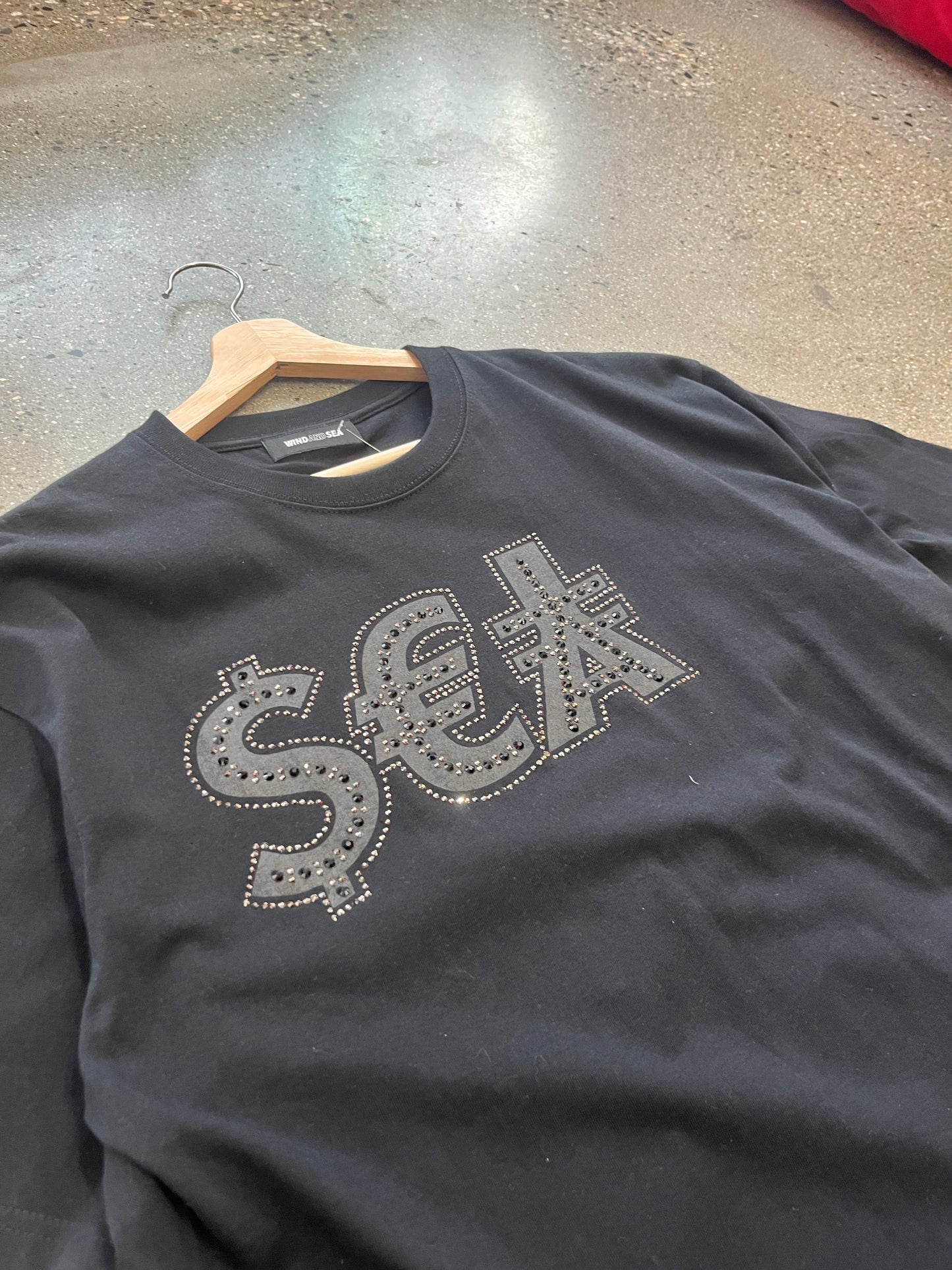 (L/XL) WIND & SEA Money Rhinestone Tee