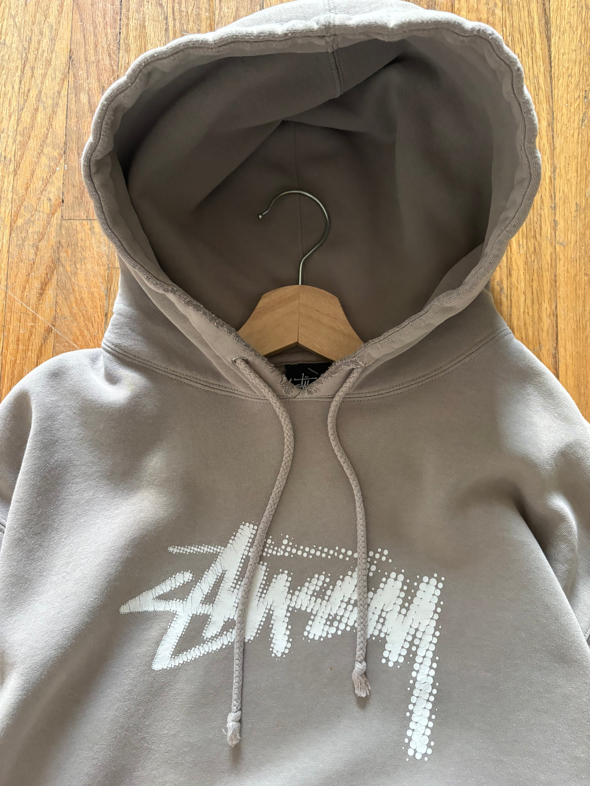 (L/XL) Late 90s - Early 00s Stussy Cream Script Hoodie