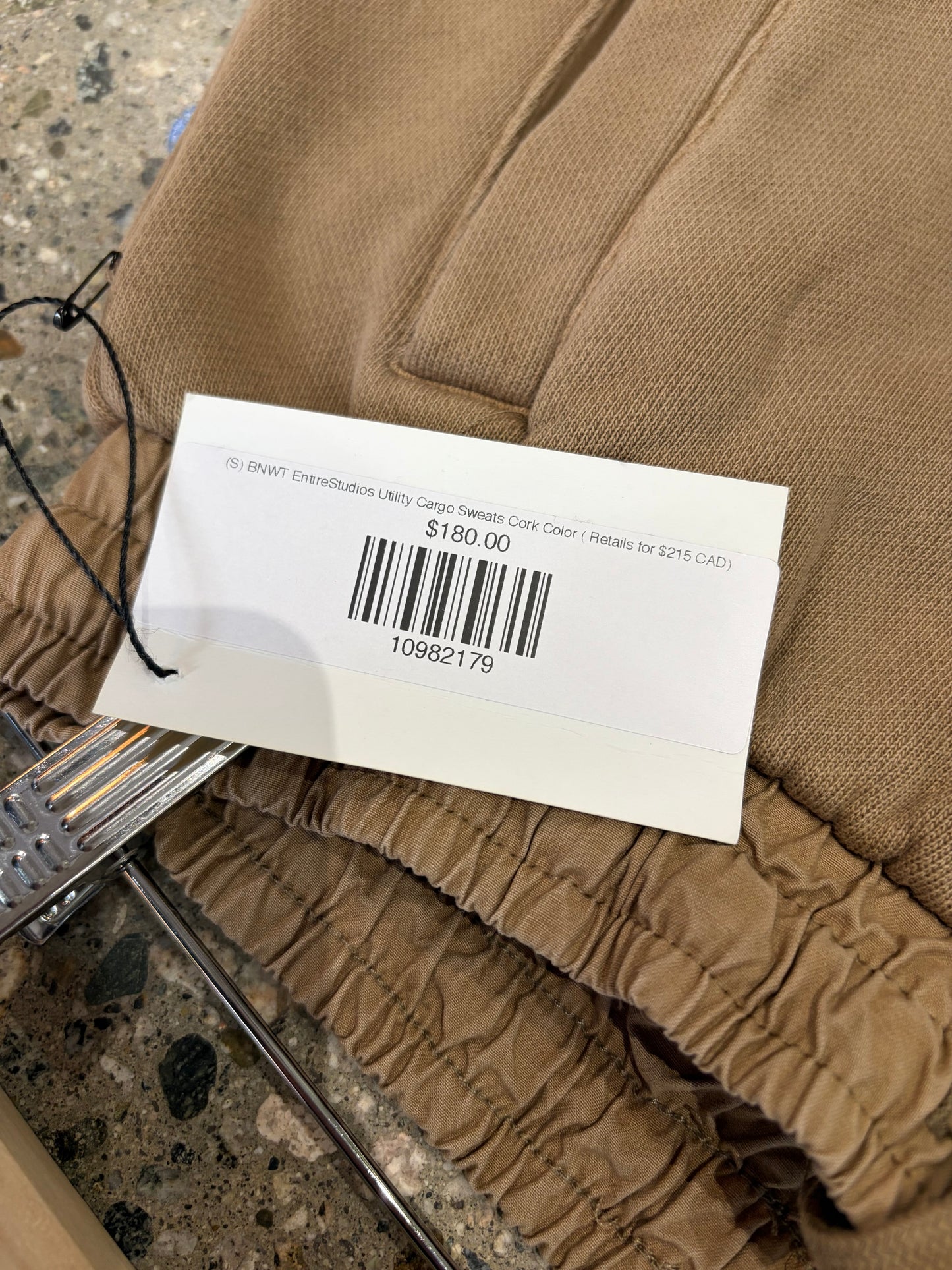 (S) BNWT EntireStudios Utility Cargo Sweats Cork Color ( Retails for $215 CAD)