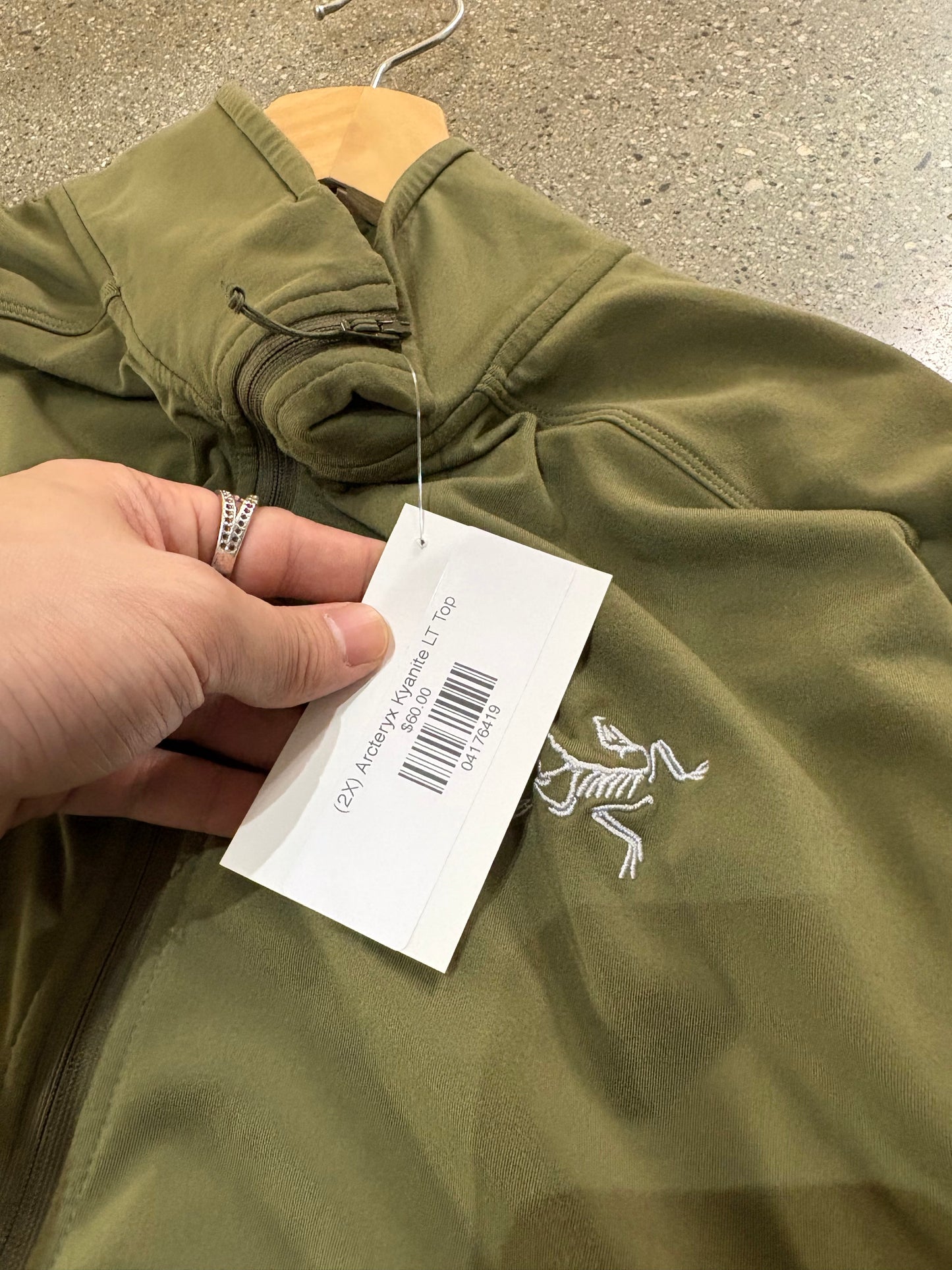 (2X) Arcteryx Kyanite LT Top