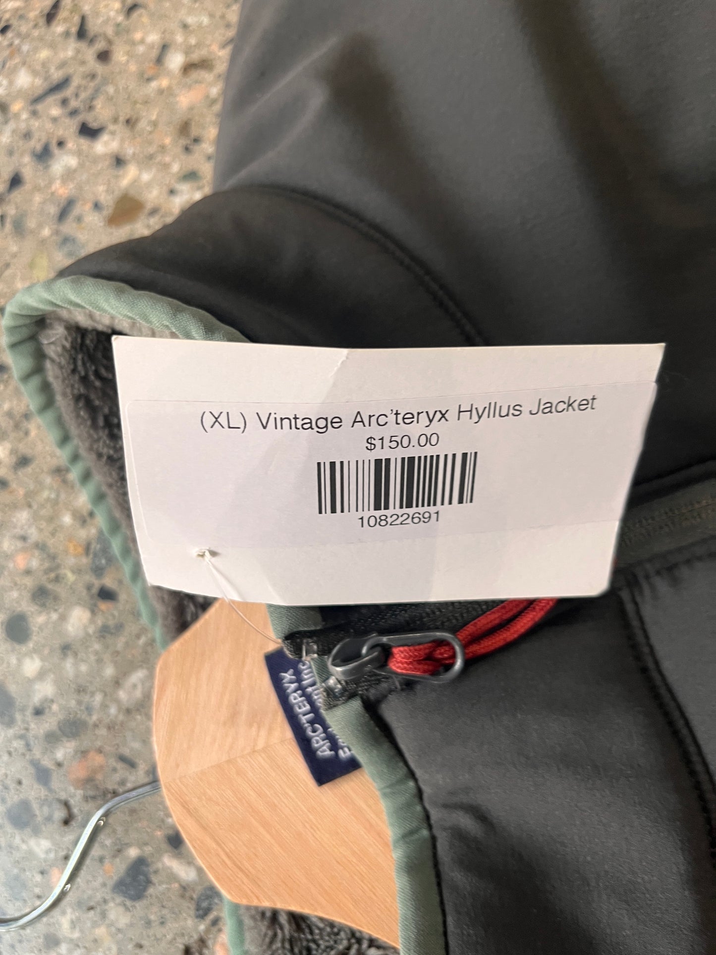 (XL) Vintage Arc’teryx Hyllus Jacket