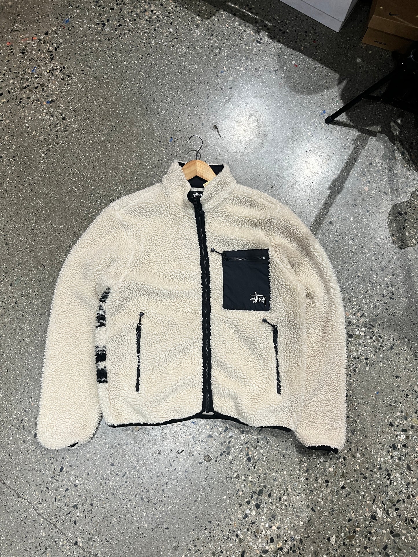 (L) Stussy Venus Fleece