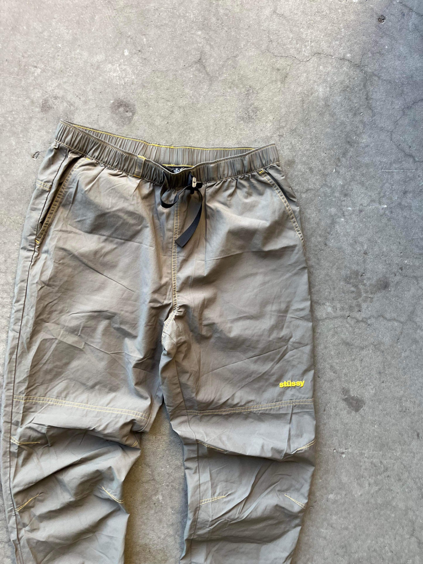 (30”) Stussy Parachute Pants
