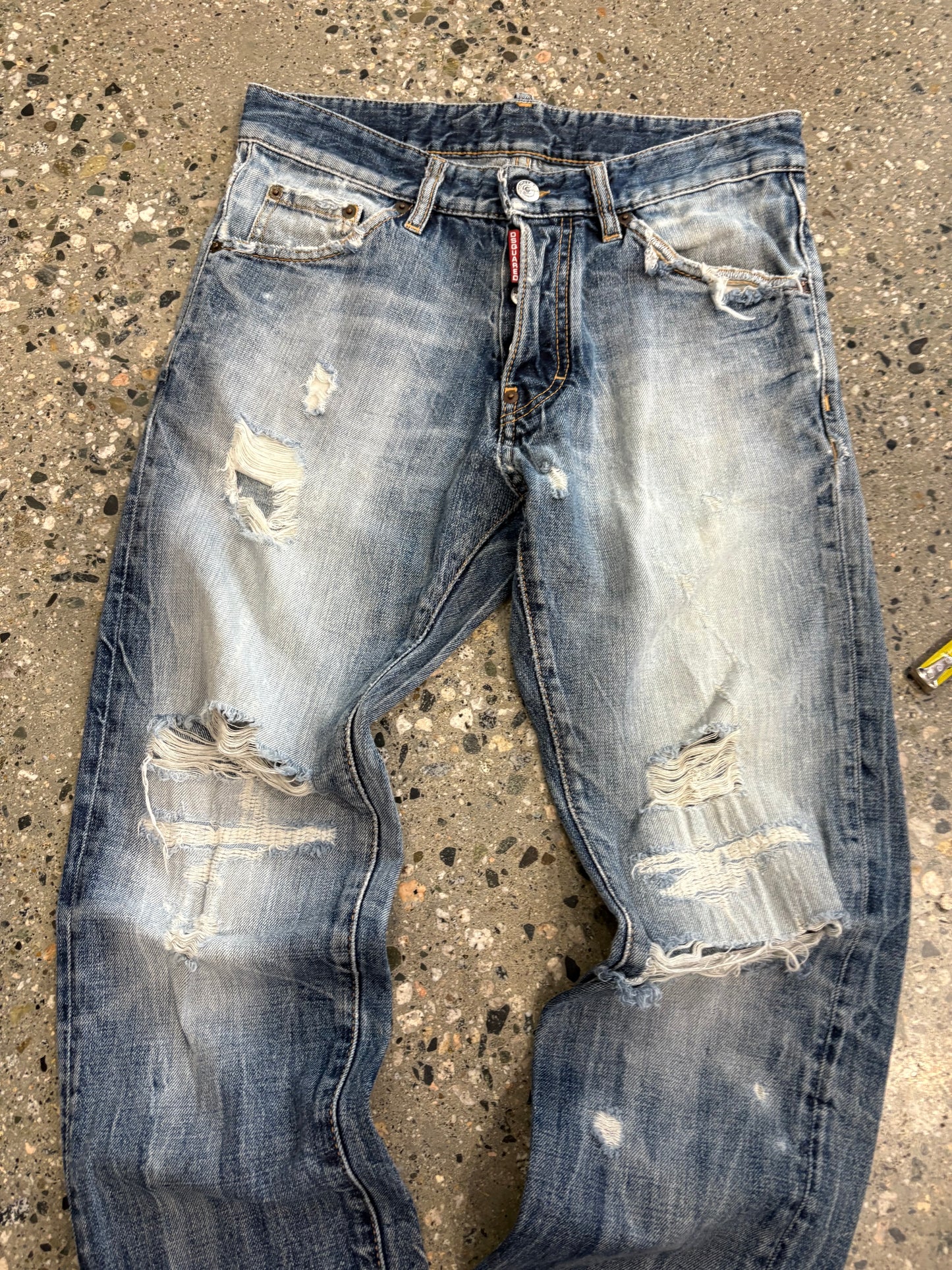30” dsquared jeans