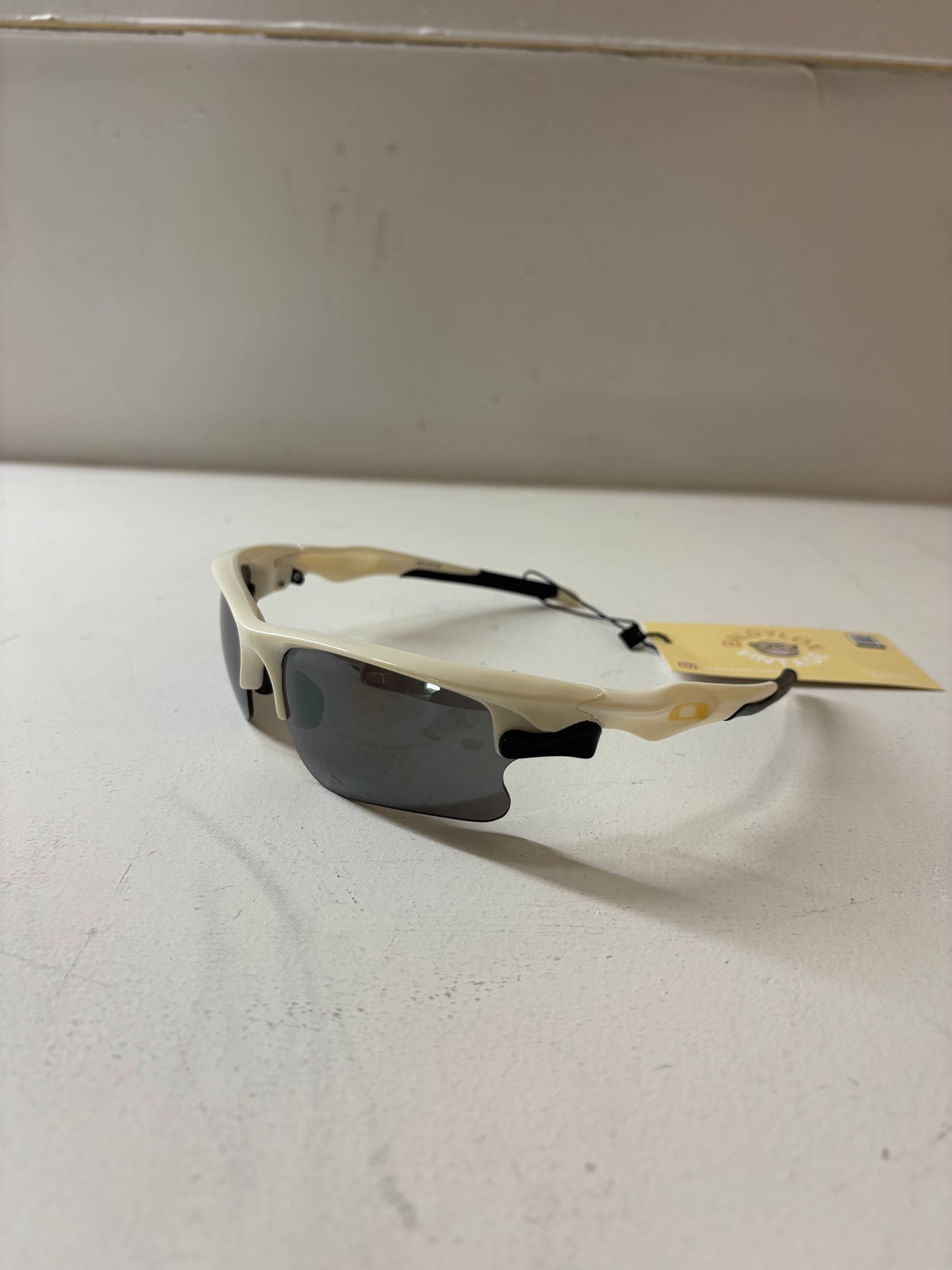 (OS) Oakley Flak Polished White Shades