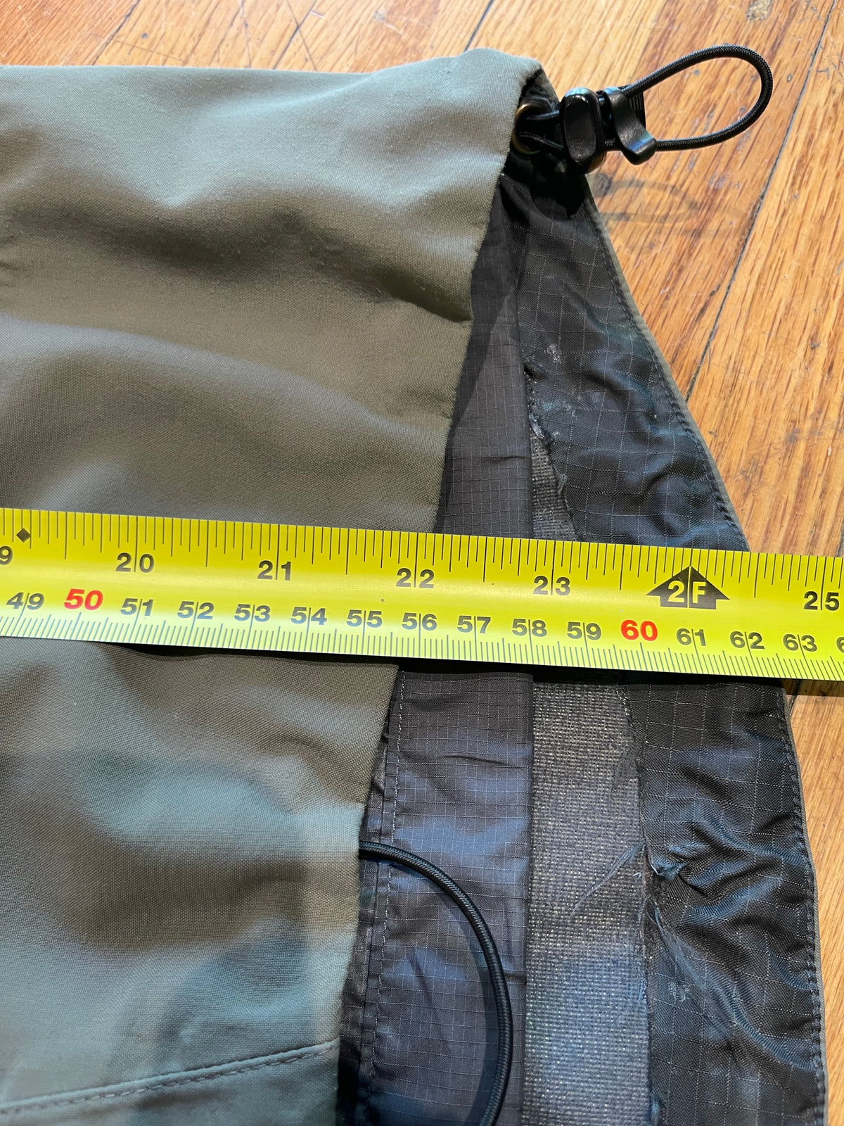 (S) August 2006 Arc’teryx Seeker Comp Sidewinder Softshell Jacket