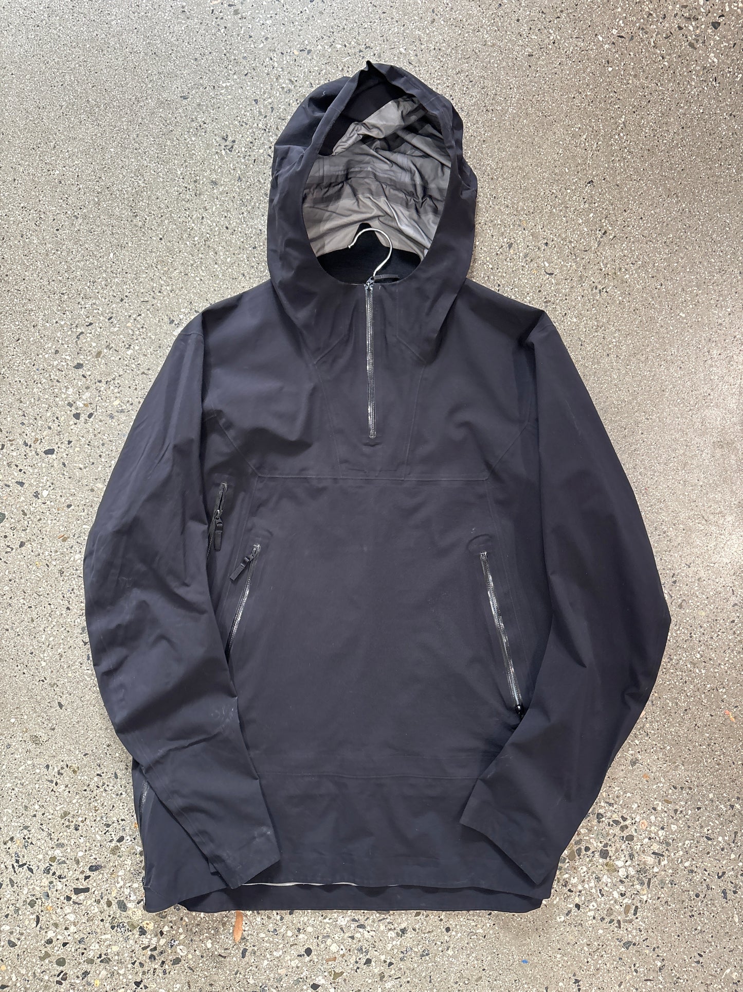 (L) Arcteryx Veilance Anorak