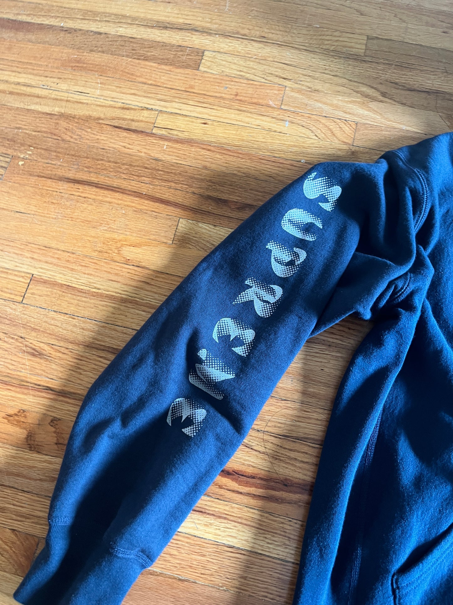 (L) Supreme Arm Script Thick Hoodie