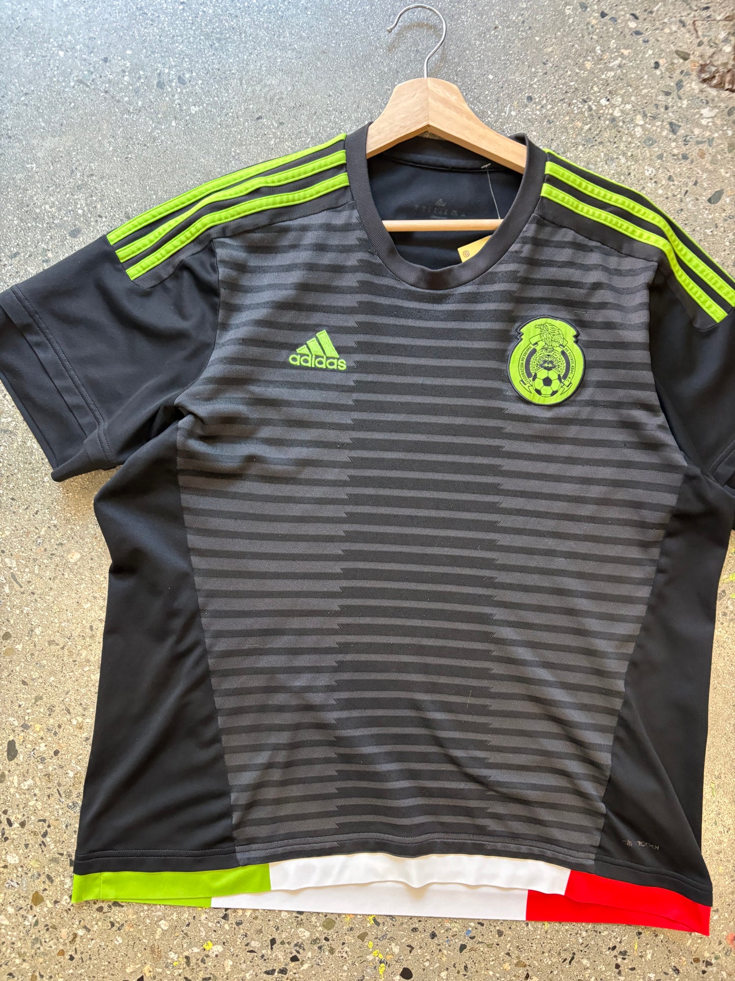 (XL) 15-16 Mexico Kit