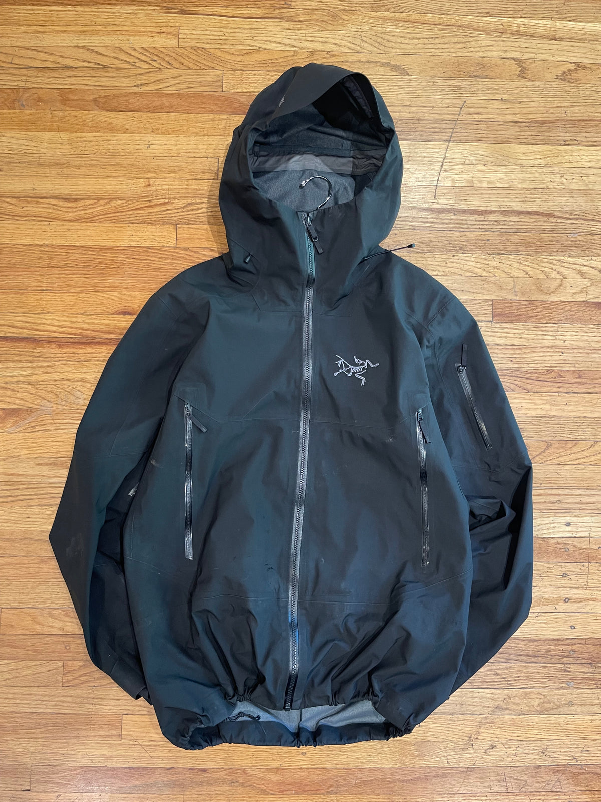 (Men’s M) Arcteryx Sabre Jacket Goretex