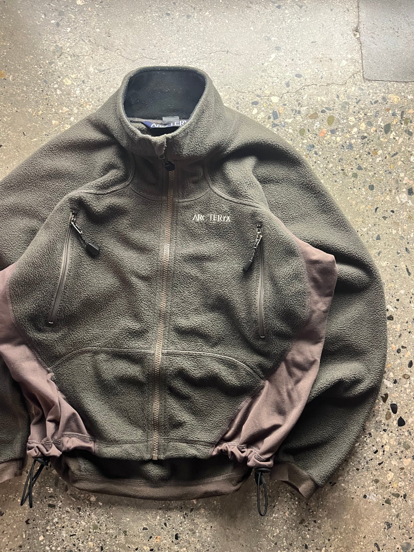 (S) Vintage Brown Arc’teryx Fleece