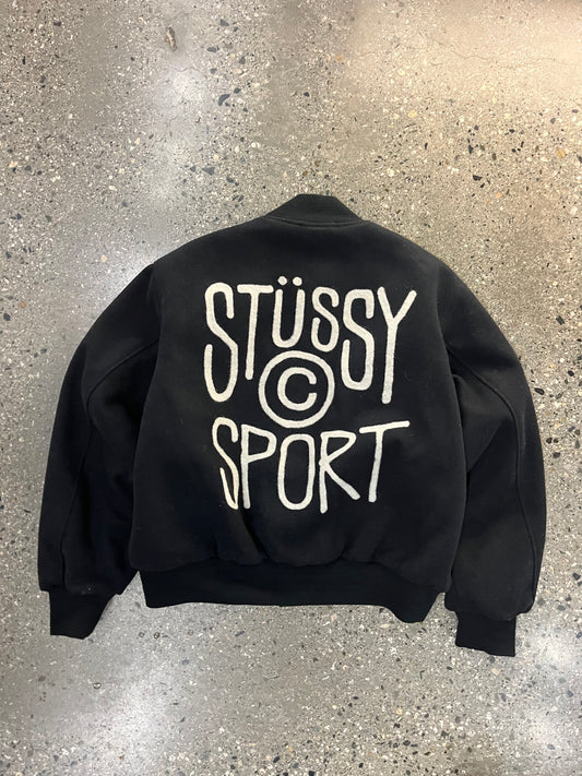 (M) Brand new Stüssy Sport Varsity