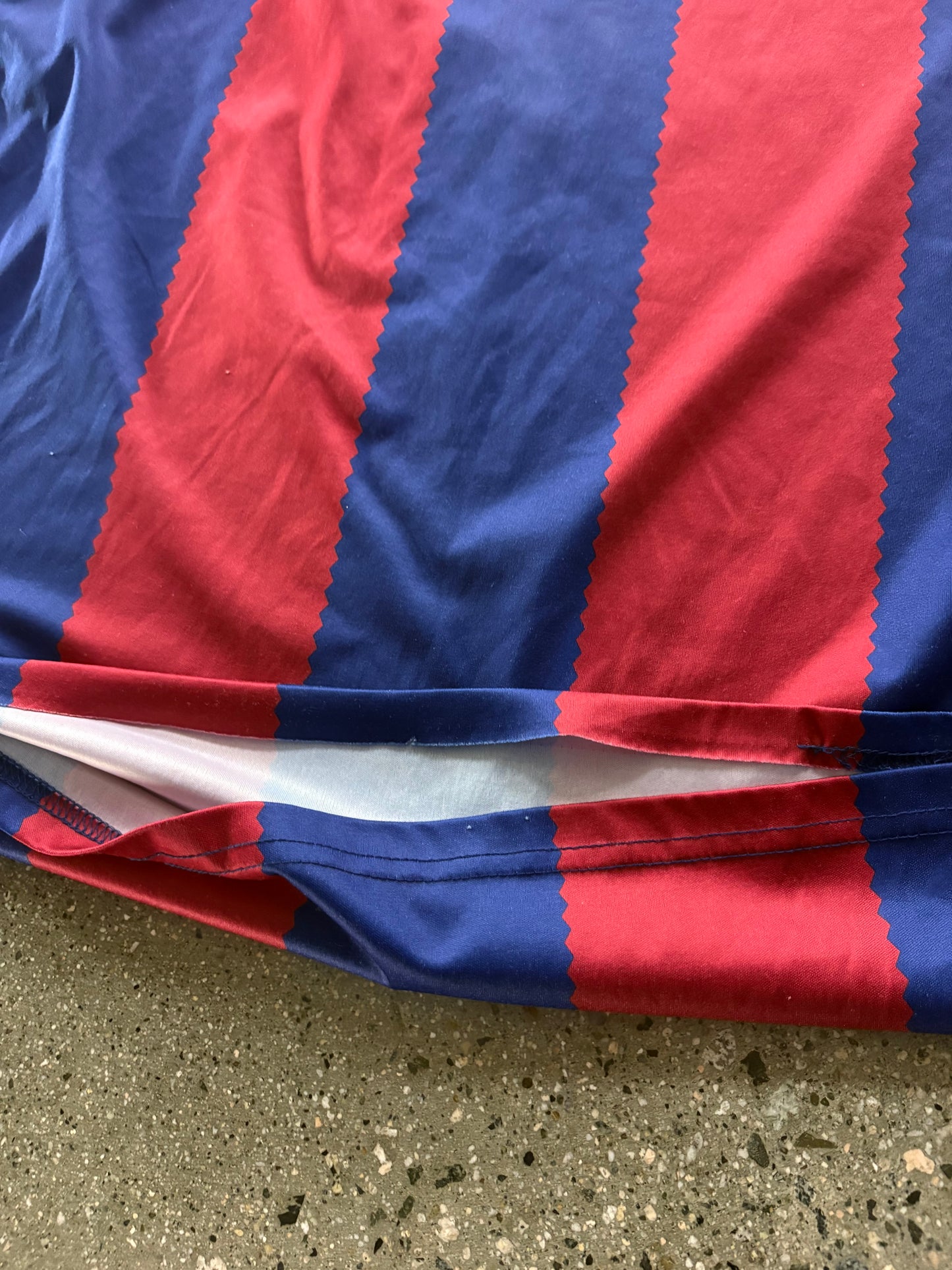 (M) Not Authentic Barca Kit