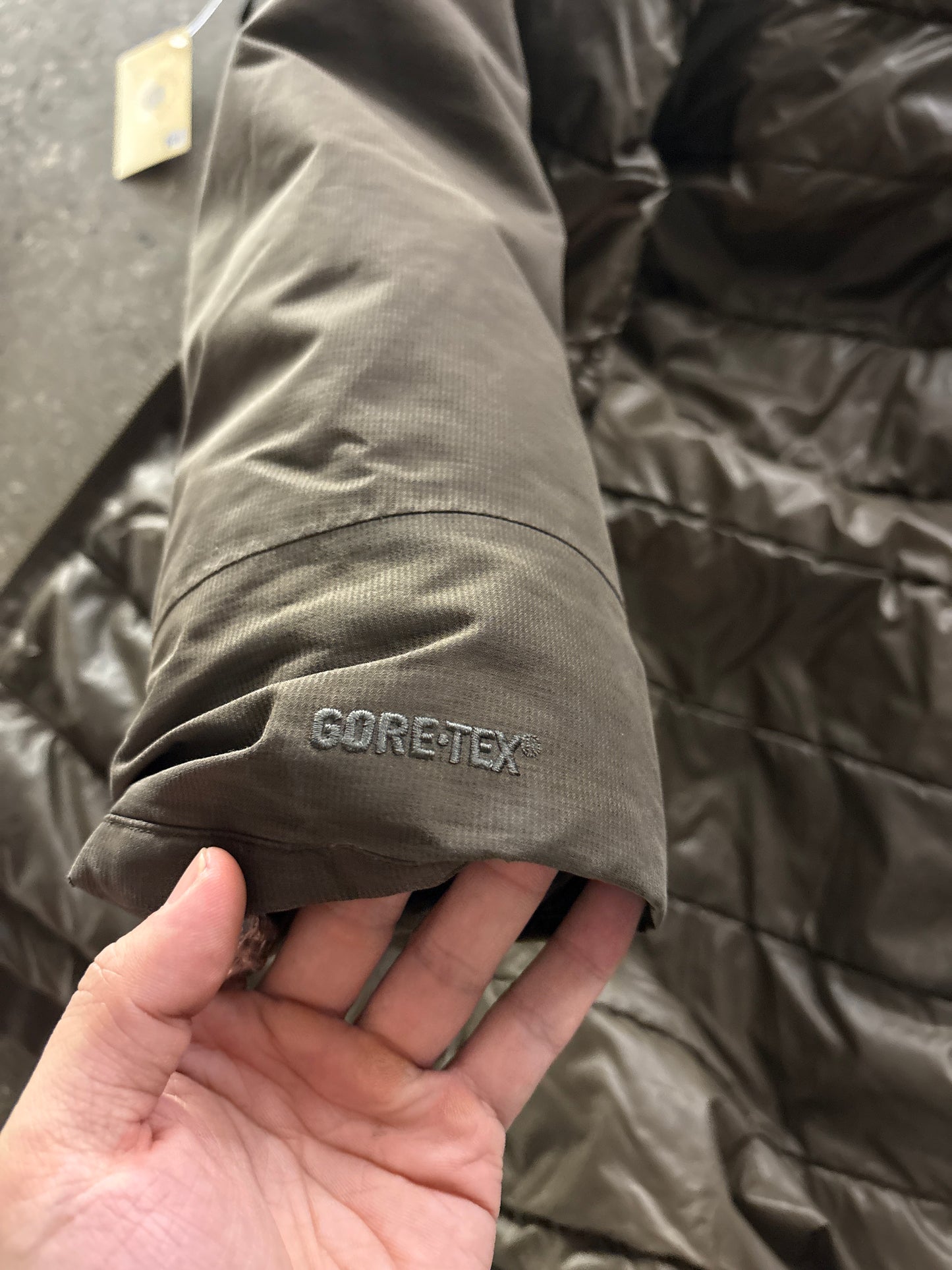 (XL/2X) Arcteryx Therme Parka