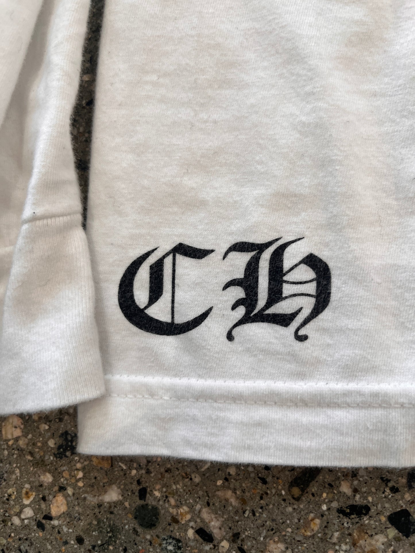 (L) 2000s Chrome Hearts LS White