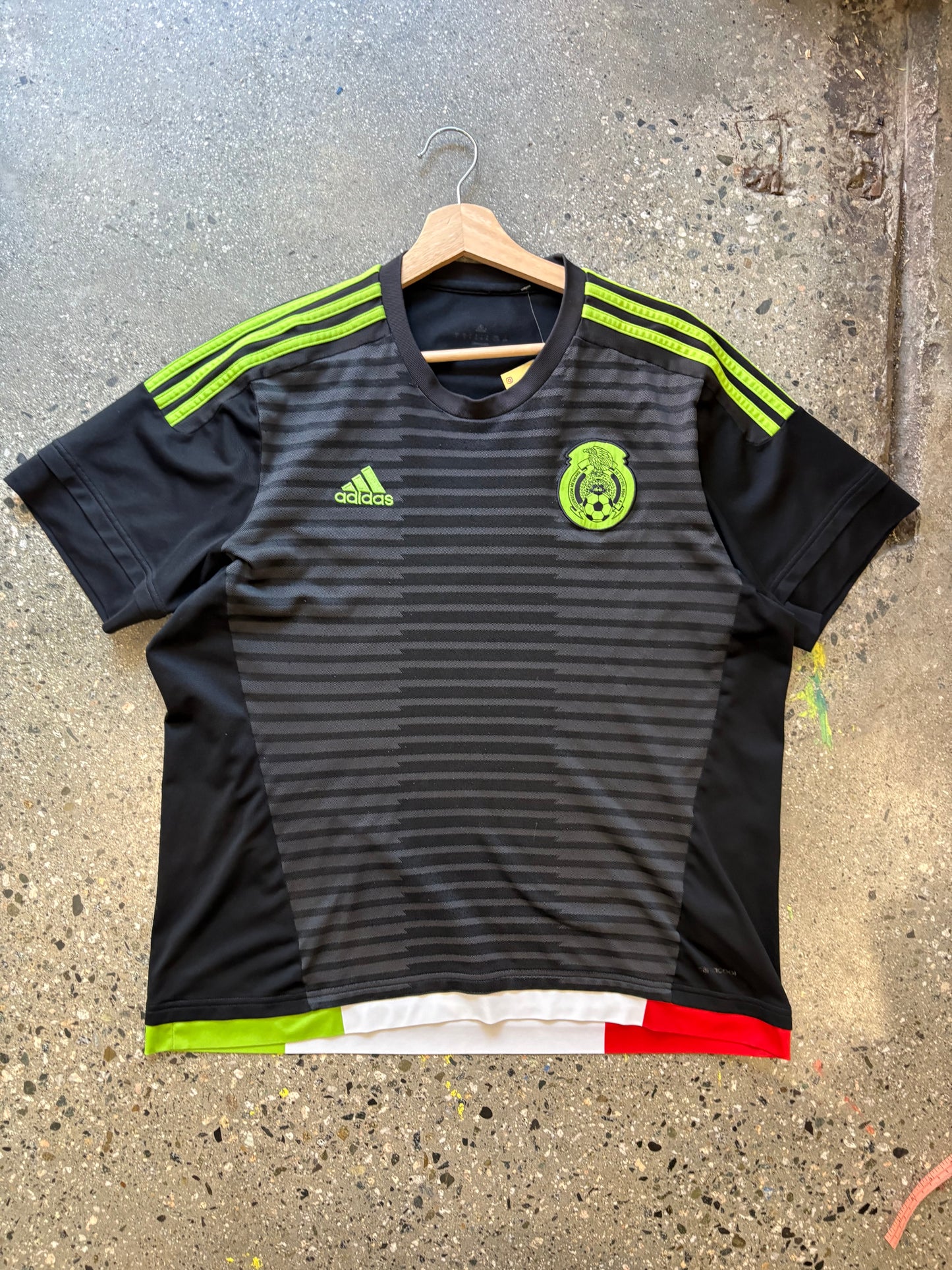 (XL) 15-16 Mexico Kit