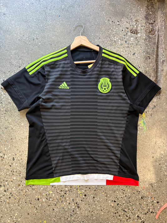 (XL) 15-16 Mexico Kit