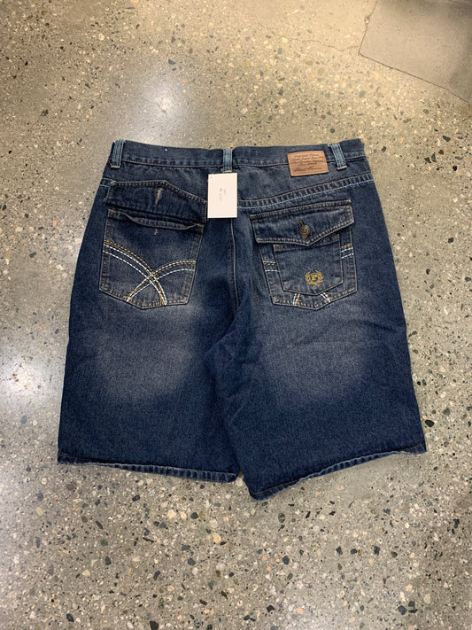 sh27 - 38W Phat Farm Baggy Jorts