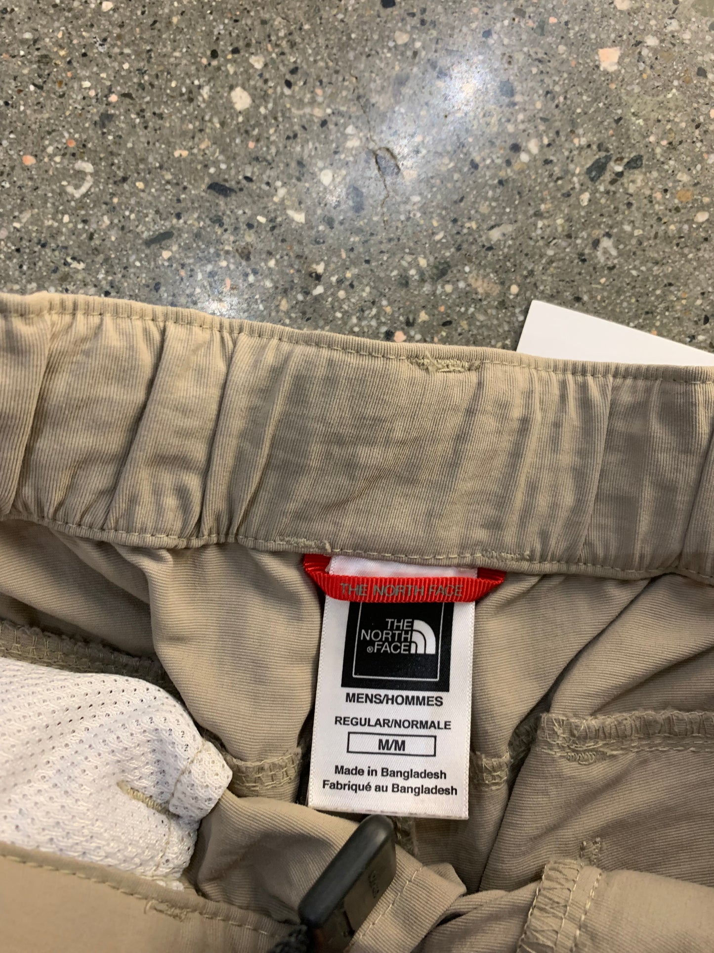 (Medium) North Face Strap Belt Cargo Shorts