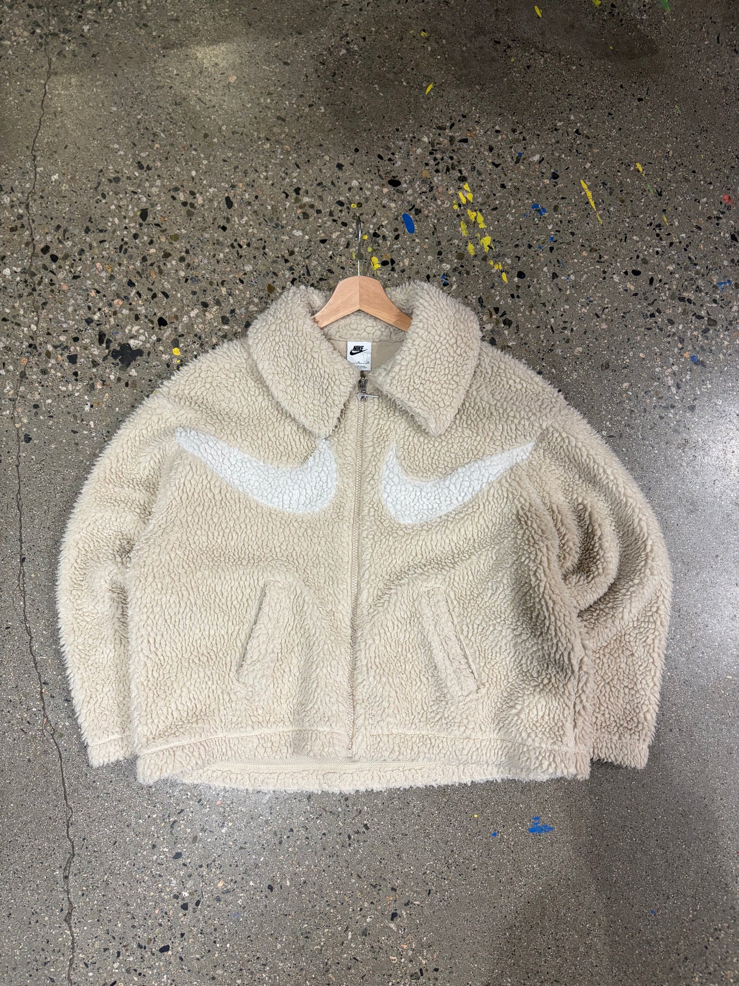 ( Womens M) Nike Womens Double Swoosh Cropped Fleece