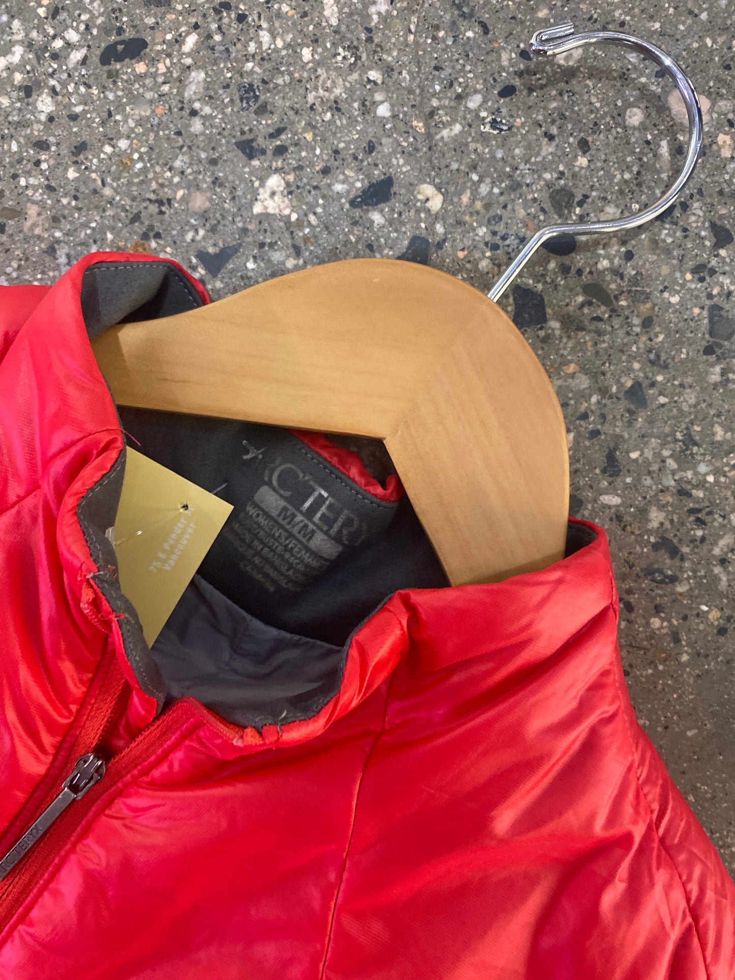 (Womens M) Arc’teryx Insulated Jacket Sample